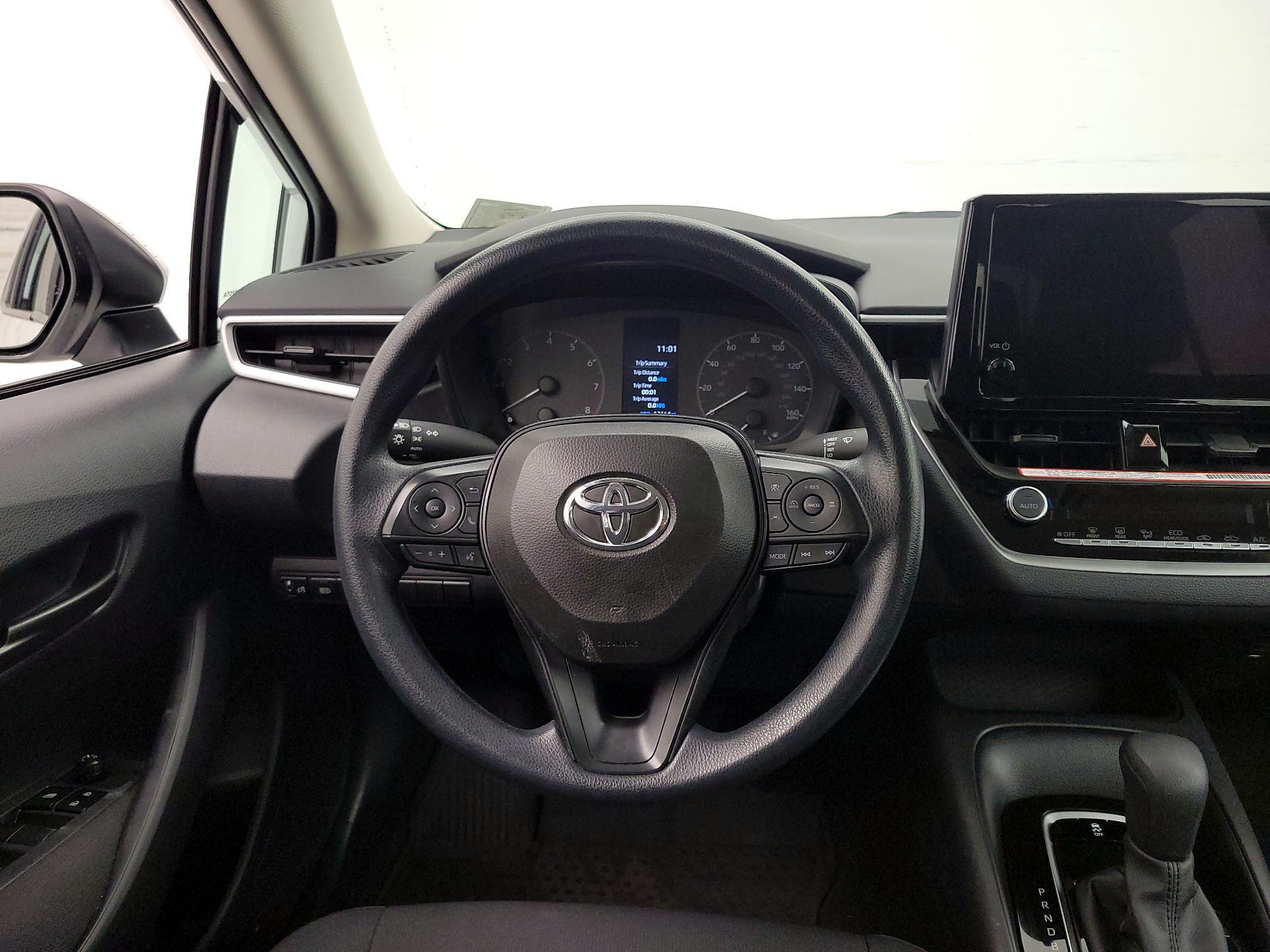 Thumbnail: 2025 Toyota Corolla - 10