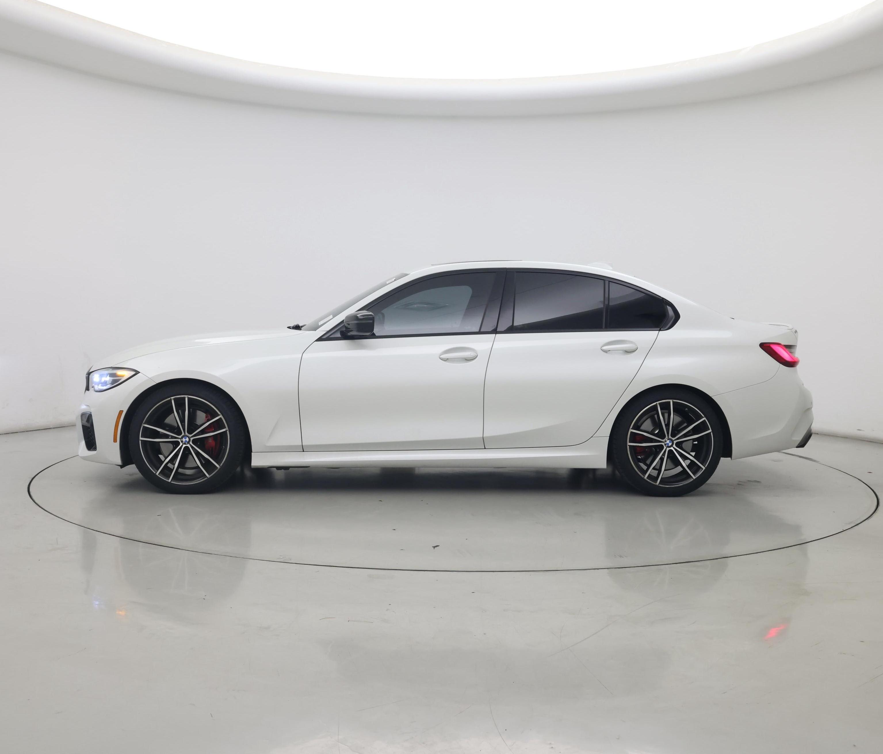 Thumbnail: 2021 BMW 3 Series - 3