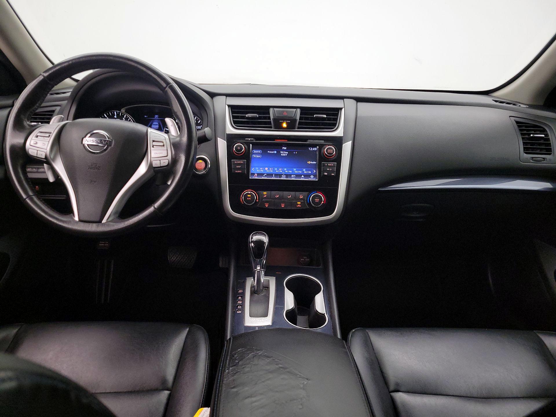 Thumbnail: 2018 Nissan Altima - 9