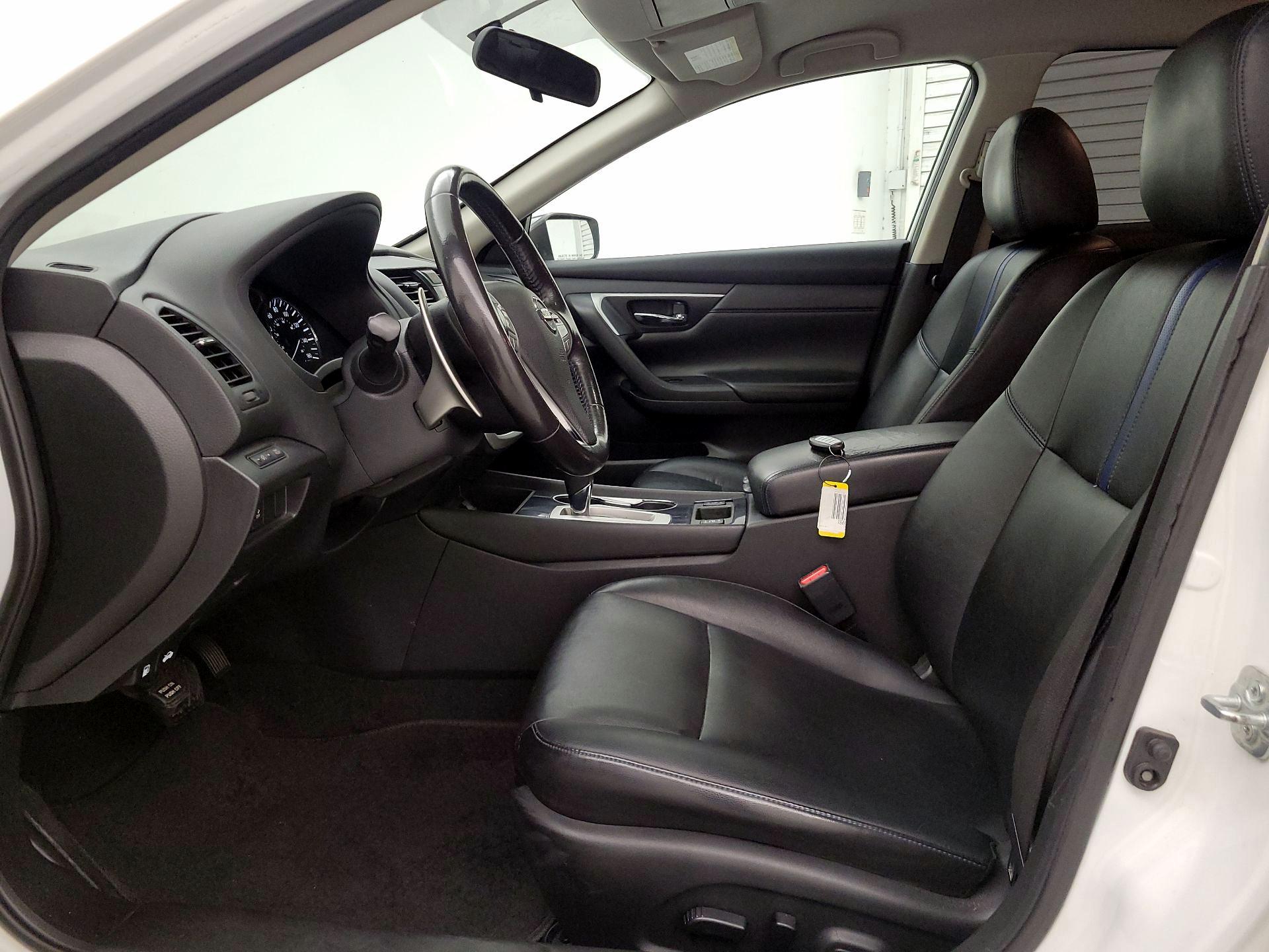 Thumbnail: 2018 Nissan Altima - 11