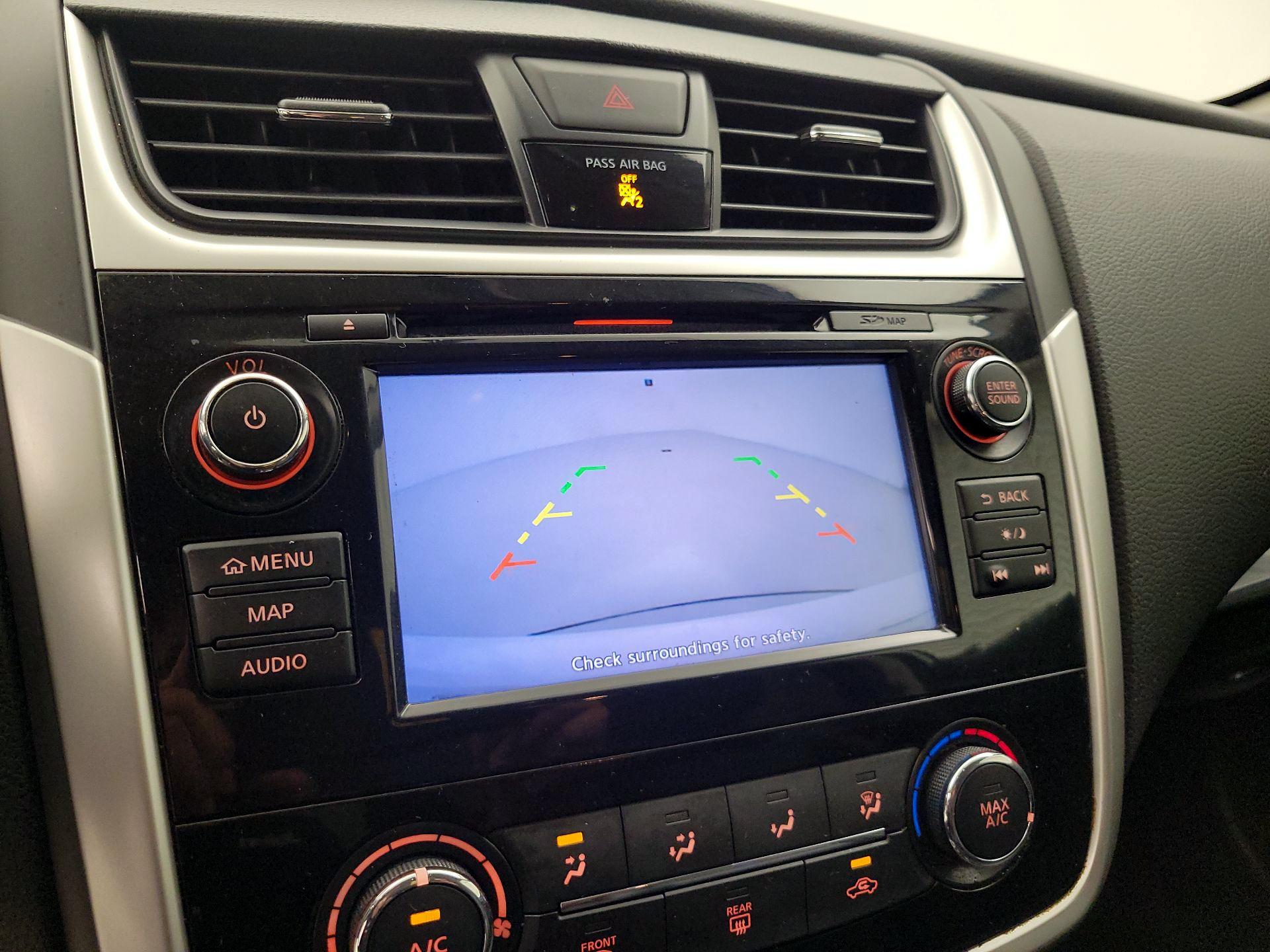 Thumbnail: 2018 Nissan Altima - 14