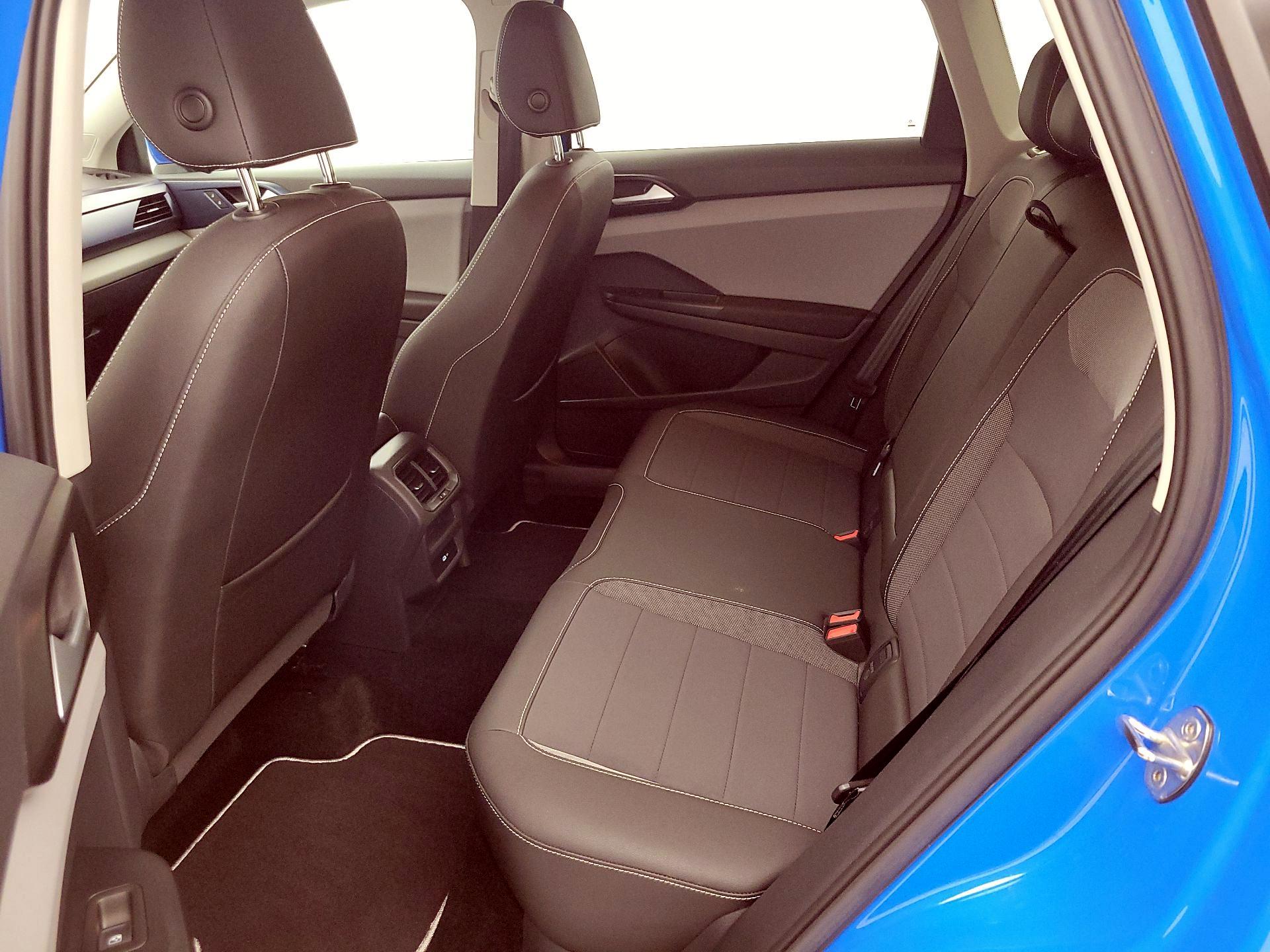 Thumbnail: 2023 Volkswagen Taos - 18