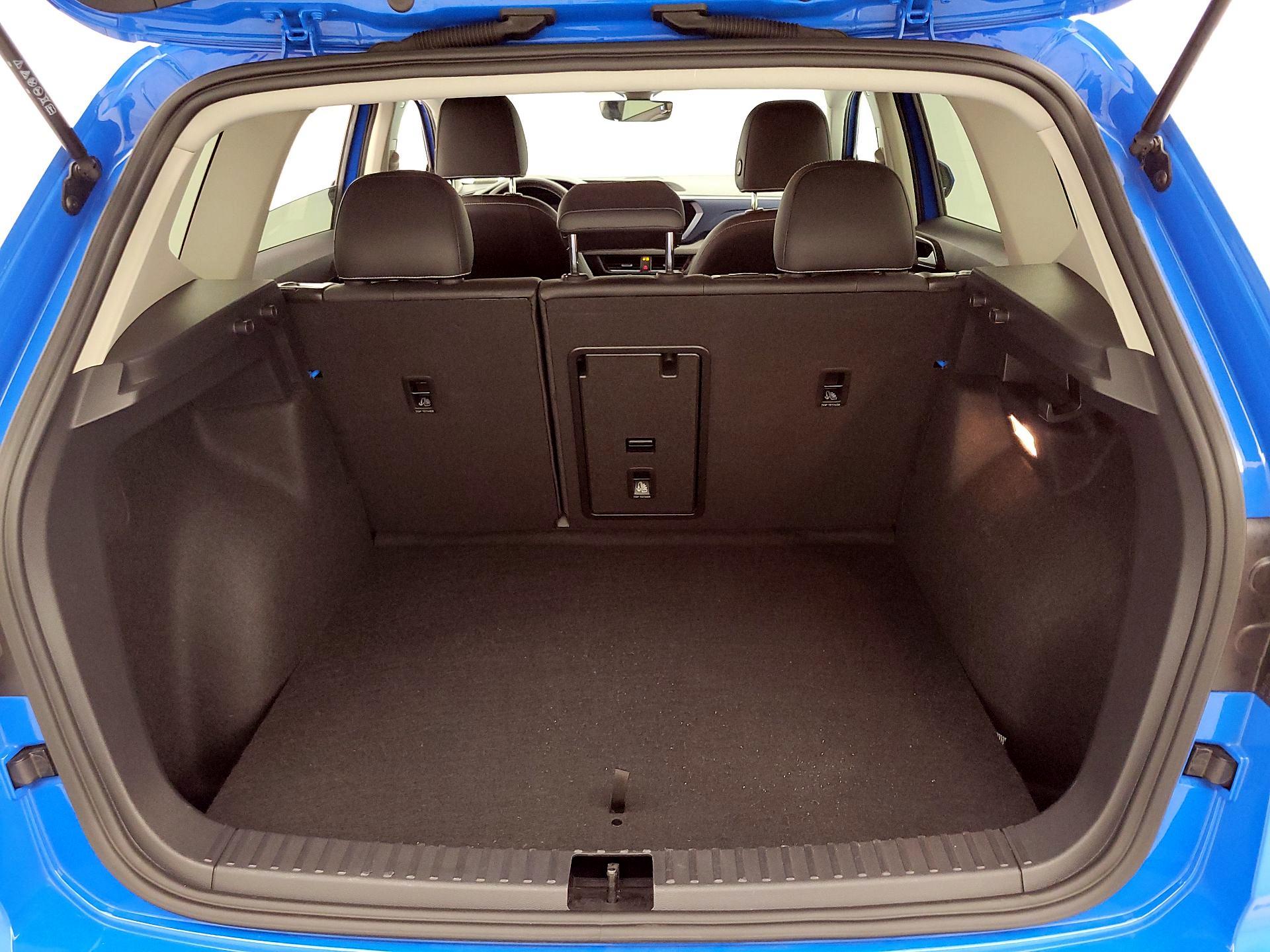 Thumbnail: 2023 Volkswagen Taos - 19