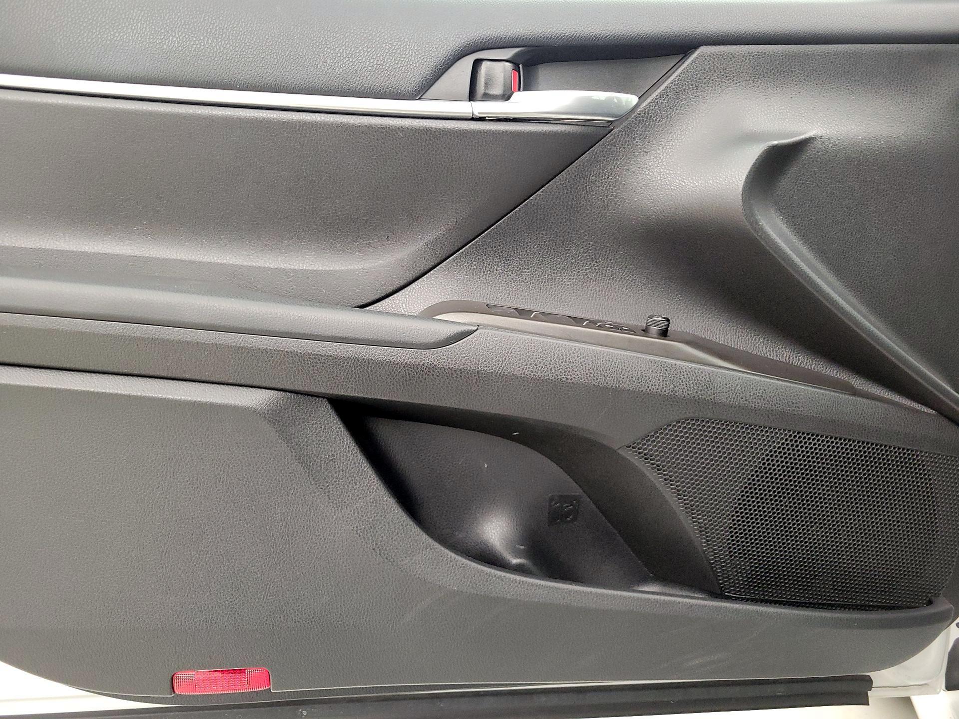 Thumbnail: 2023 Toyota Camry - 12