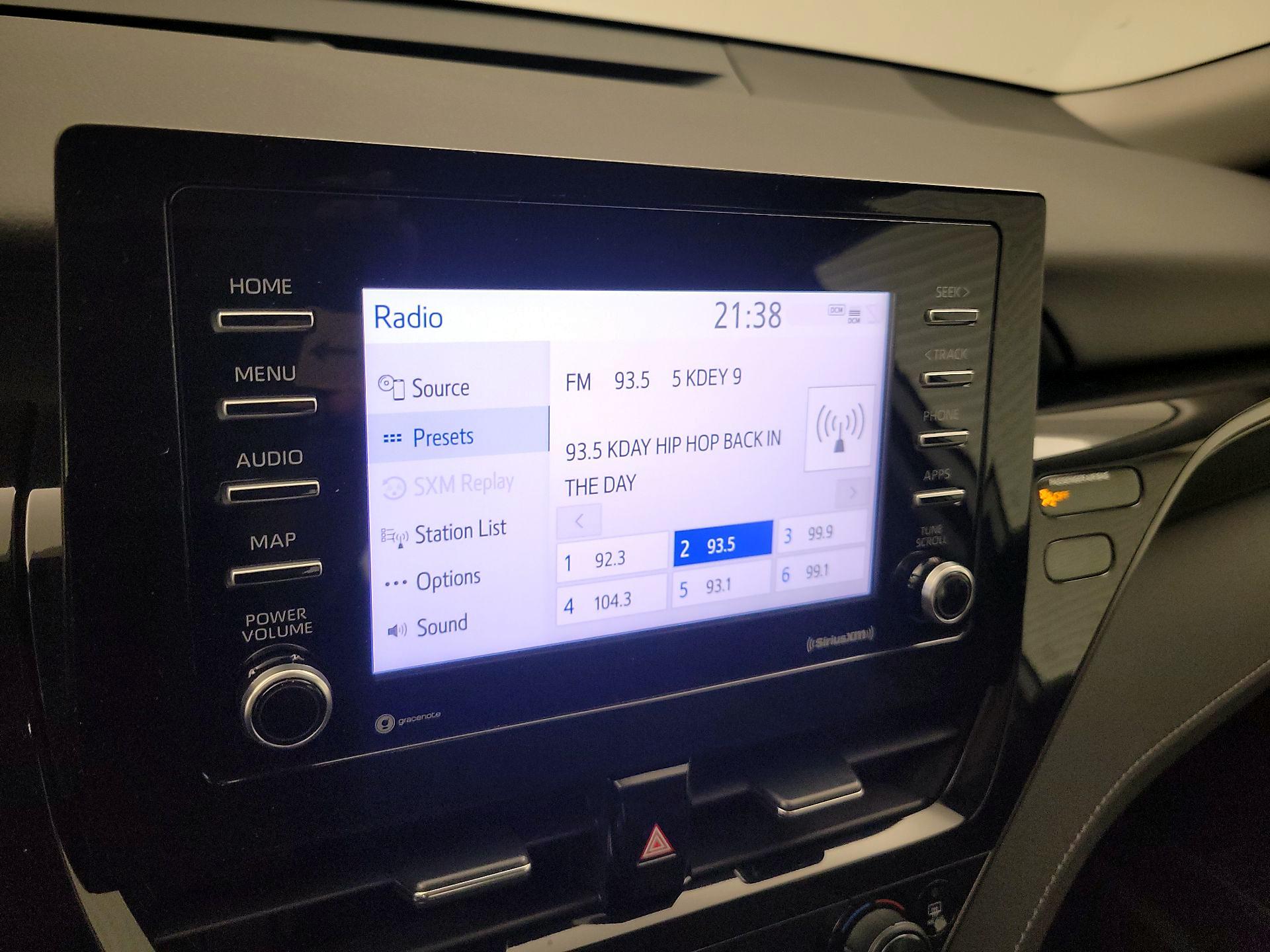 Thumbnail: 2023 Toyota Camry - 15