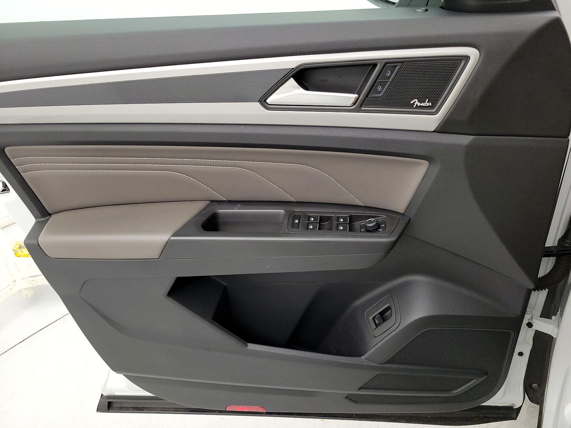 Thumbnail: 2023 Volkswagen Atlas - 12