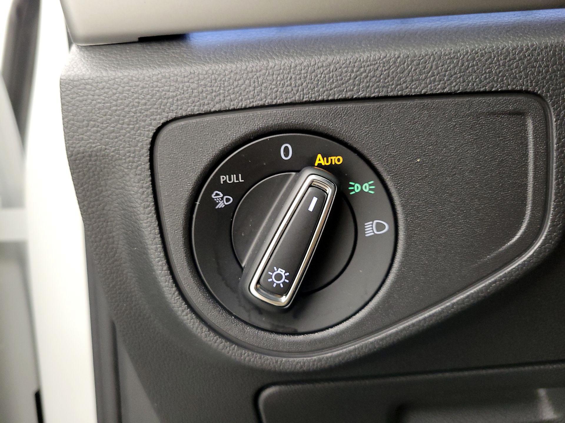 Thumbnail: 2023 Volkswagen Atlas - 13