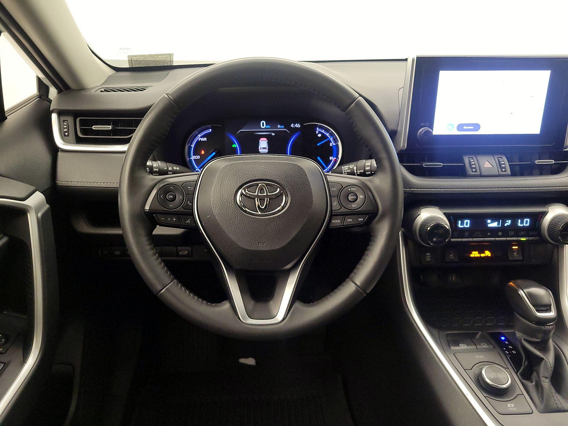 Thumbnail: 2024 Toyota RAV4 - 10