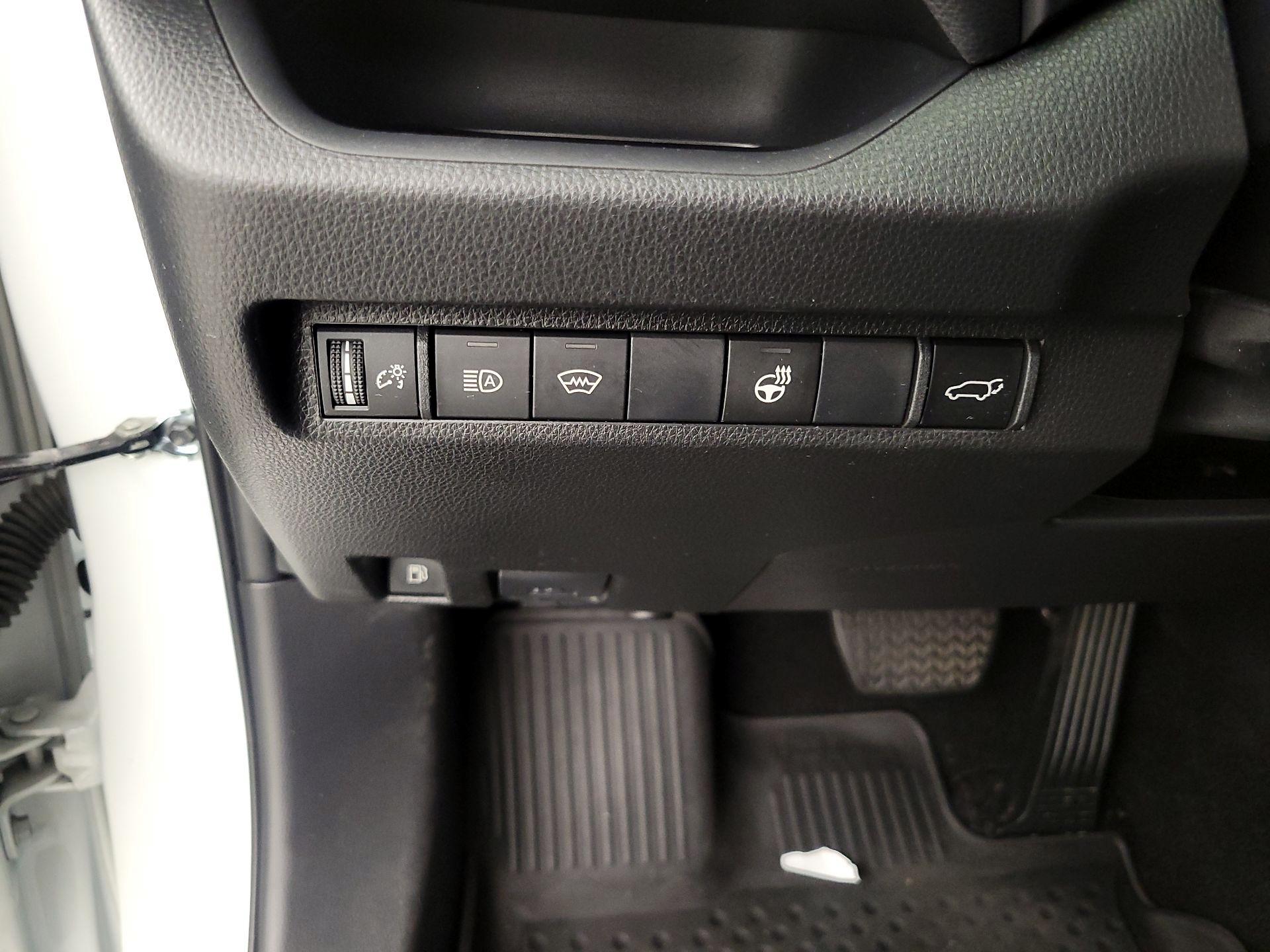 Thumbnail: 2024 Toyota RAV4 - 13