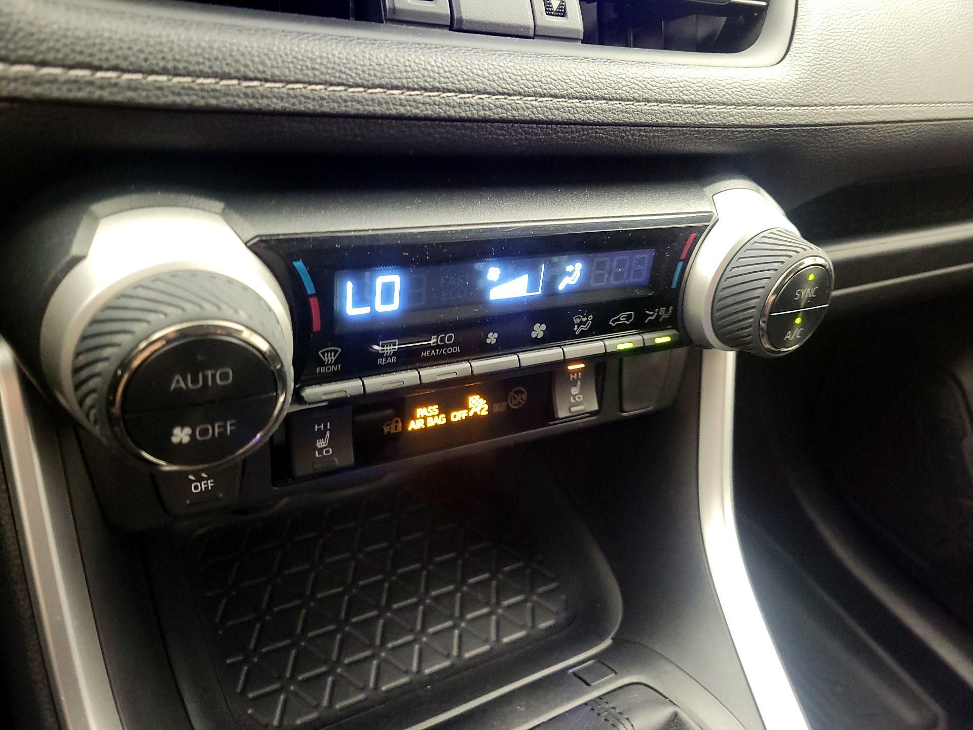 Thumbnail: 2024 Toyota RAV4 - 16