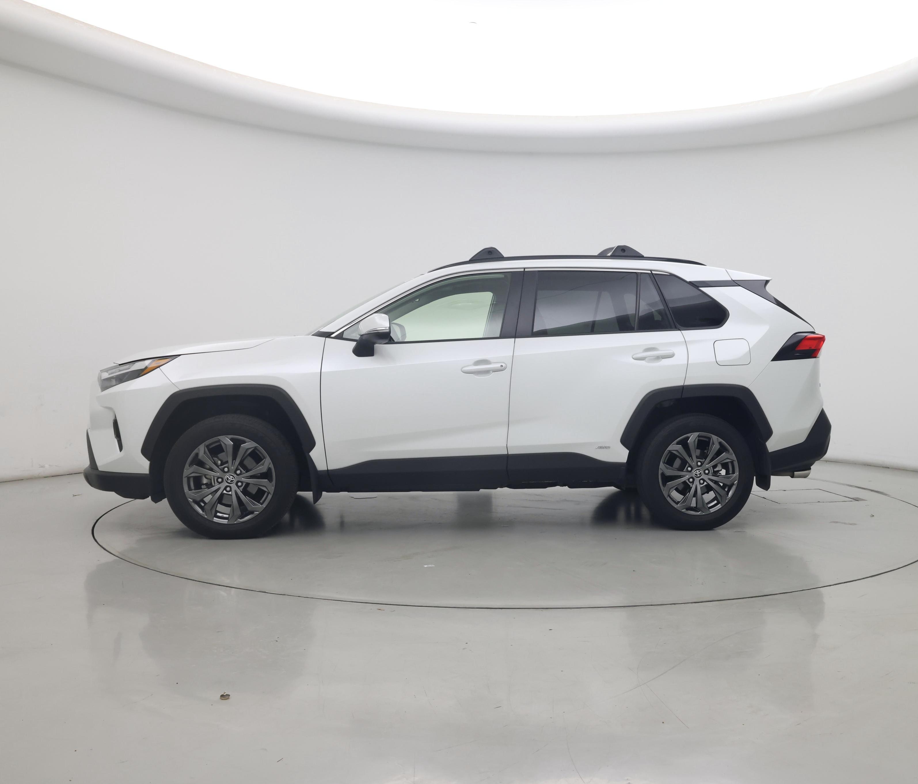 Thumbnail: 2024 Toyota RAV4 - 3