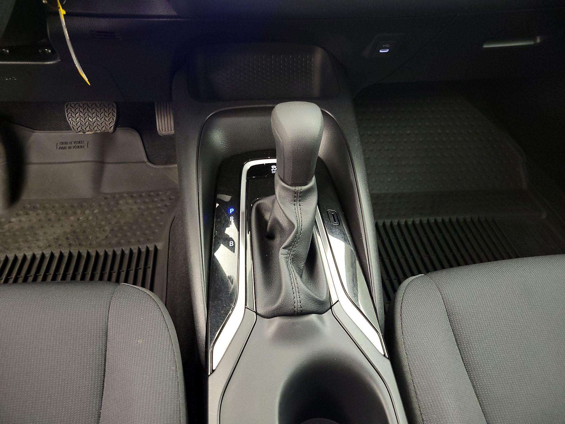 Thumbnail: 2025 Toyota Corolla - 17