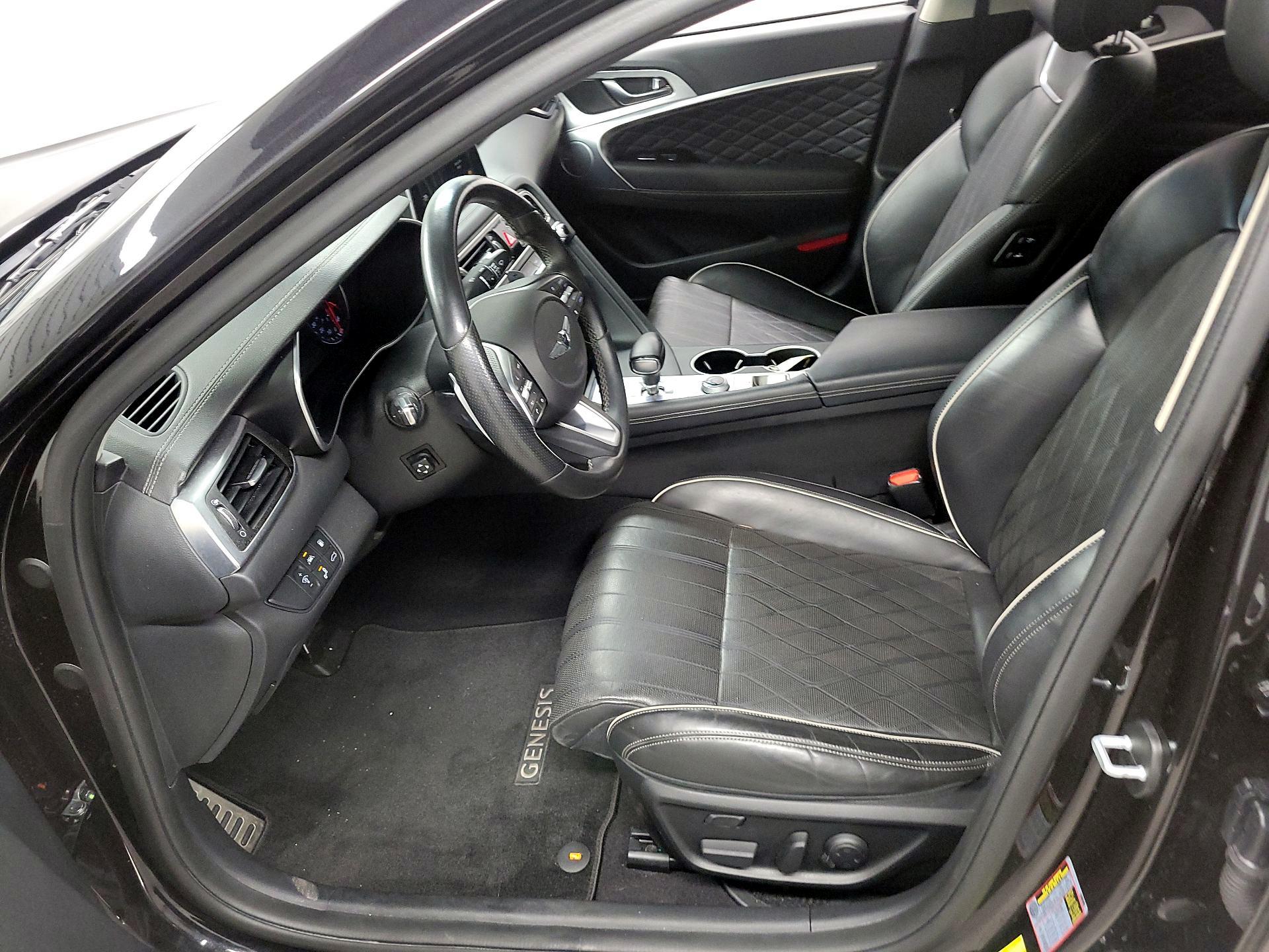 Thumbnail: 2019 Genesis G70 - 11