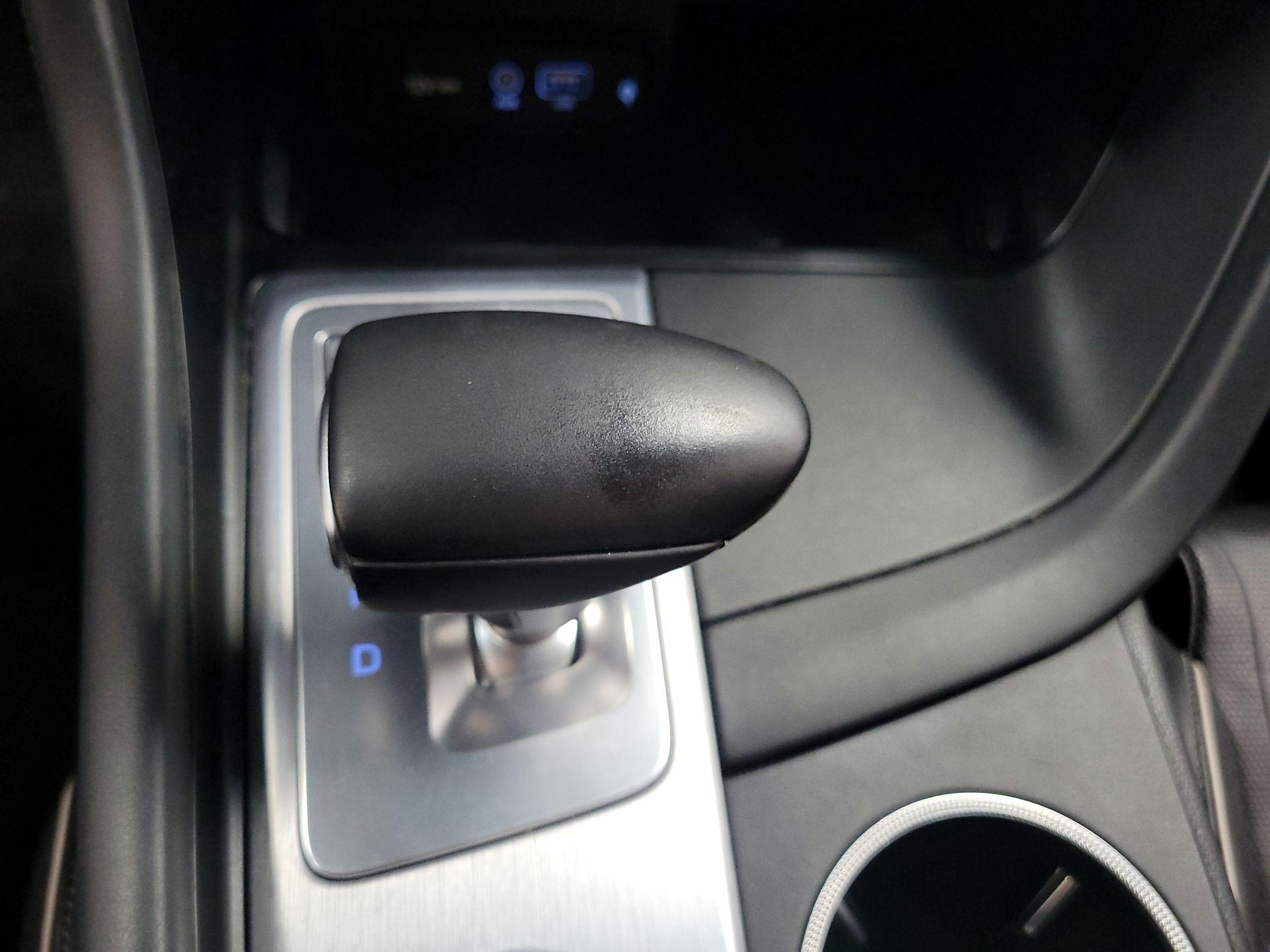 Thumbnail: 2019 Genesis G70 - 16