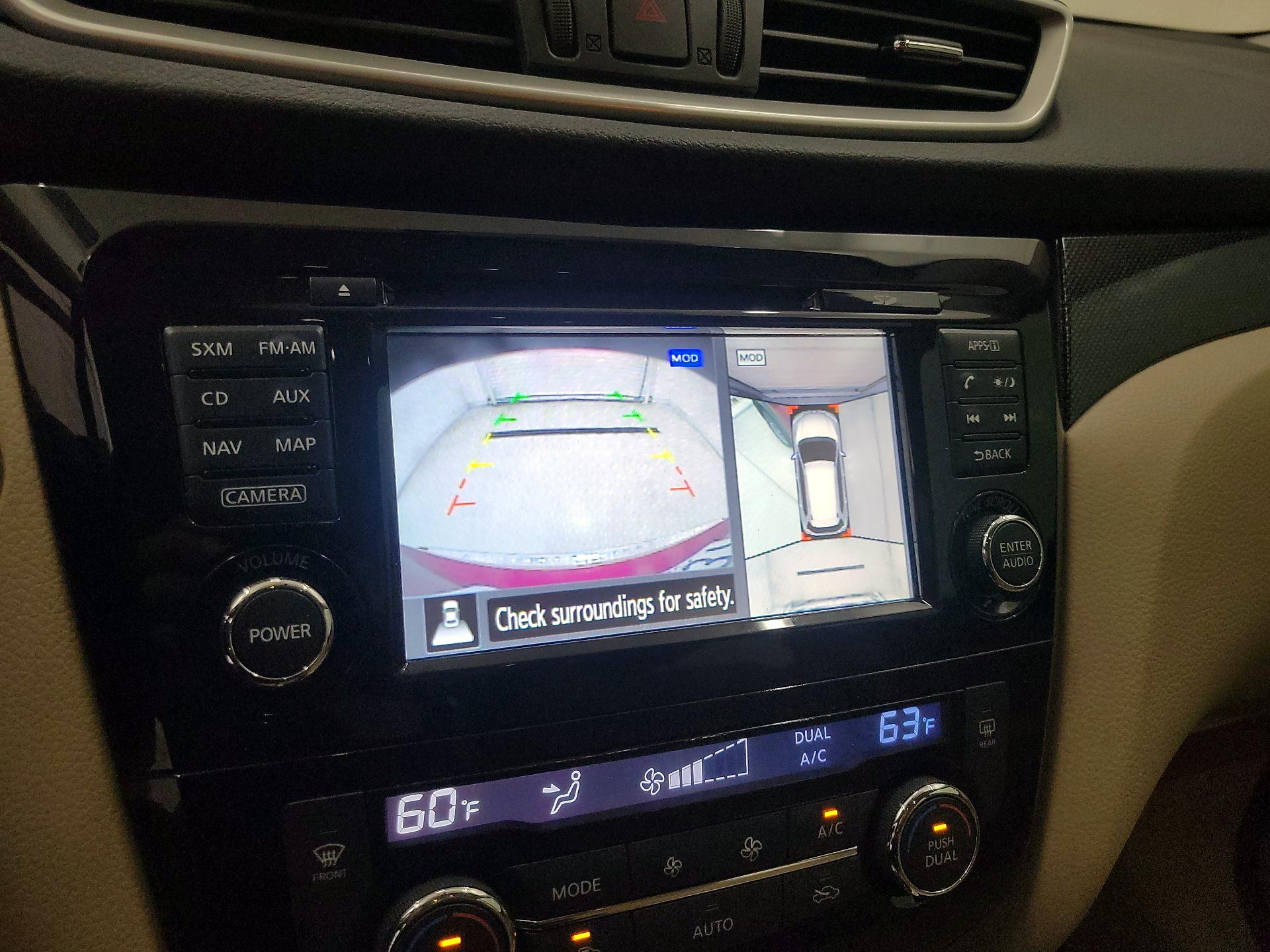 Thumbnail: 2016 Nissan Rogue - 15