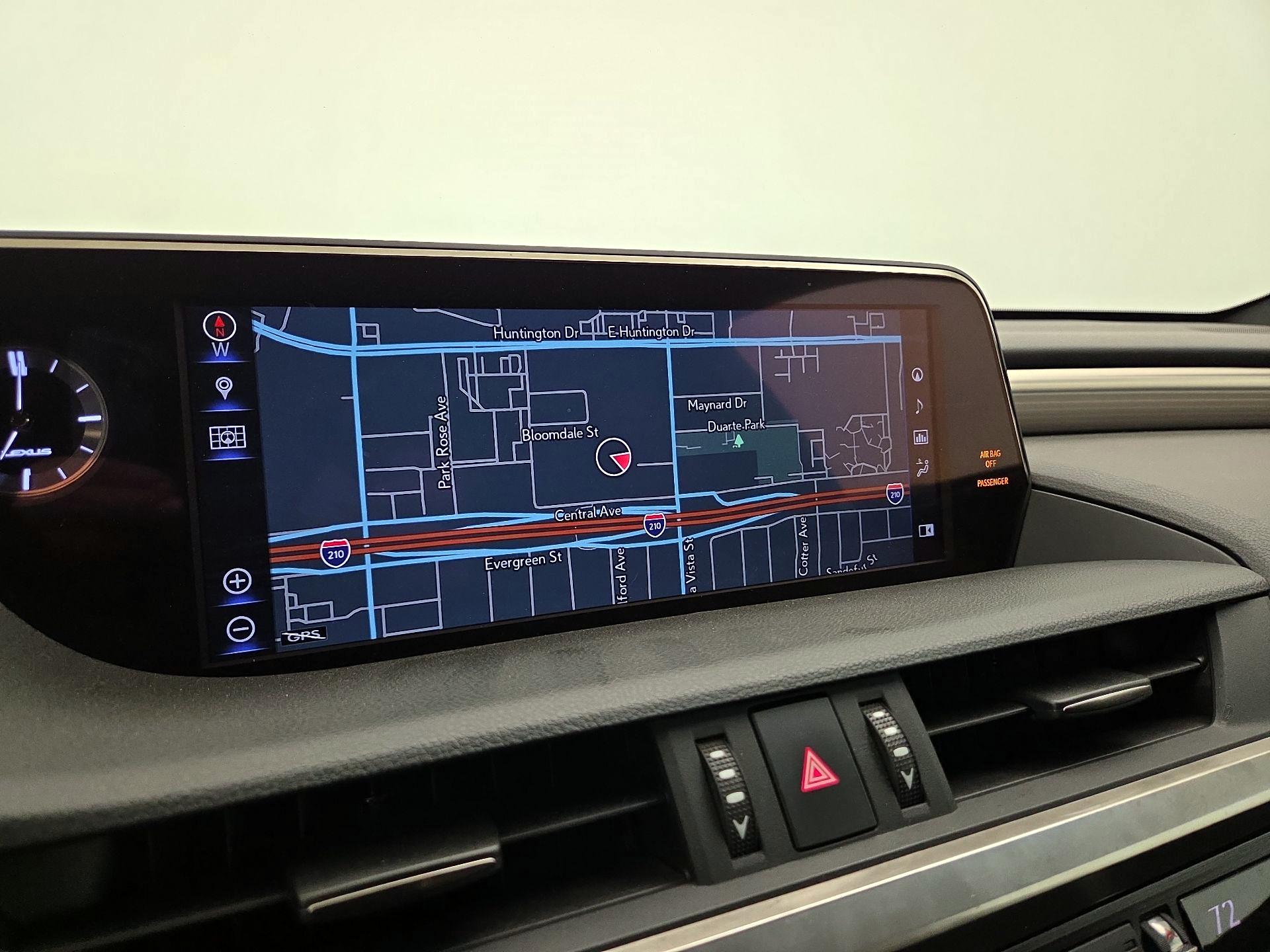 Thumbnail: 2019 Lexus ES - 14