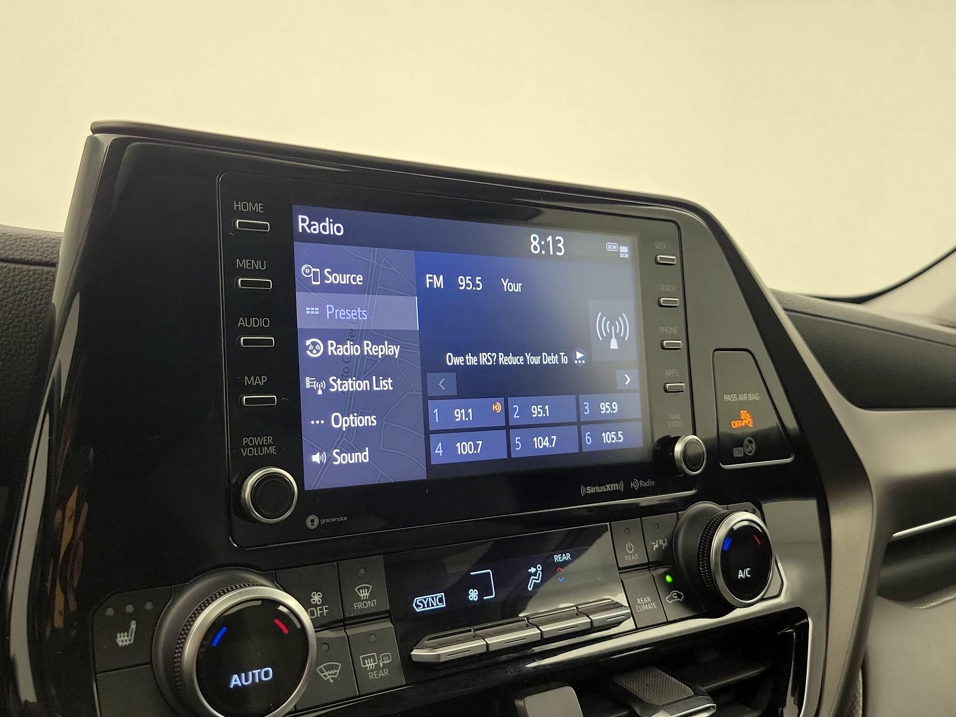 Thumbnail: 2021 Toyota Highlander - 16