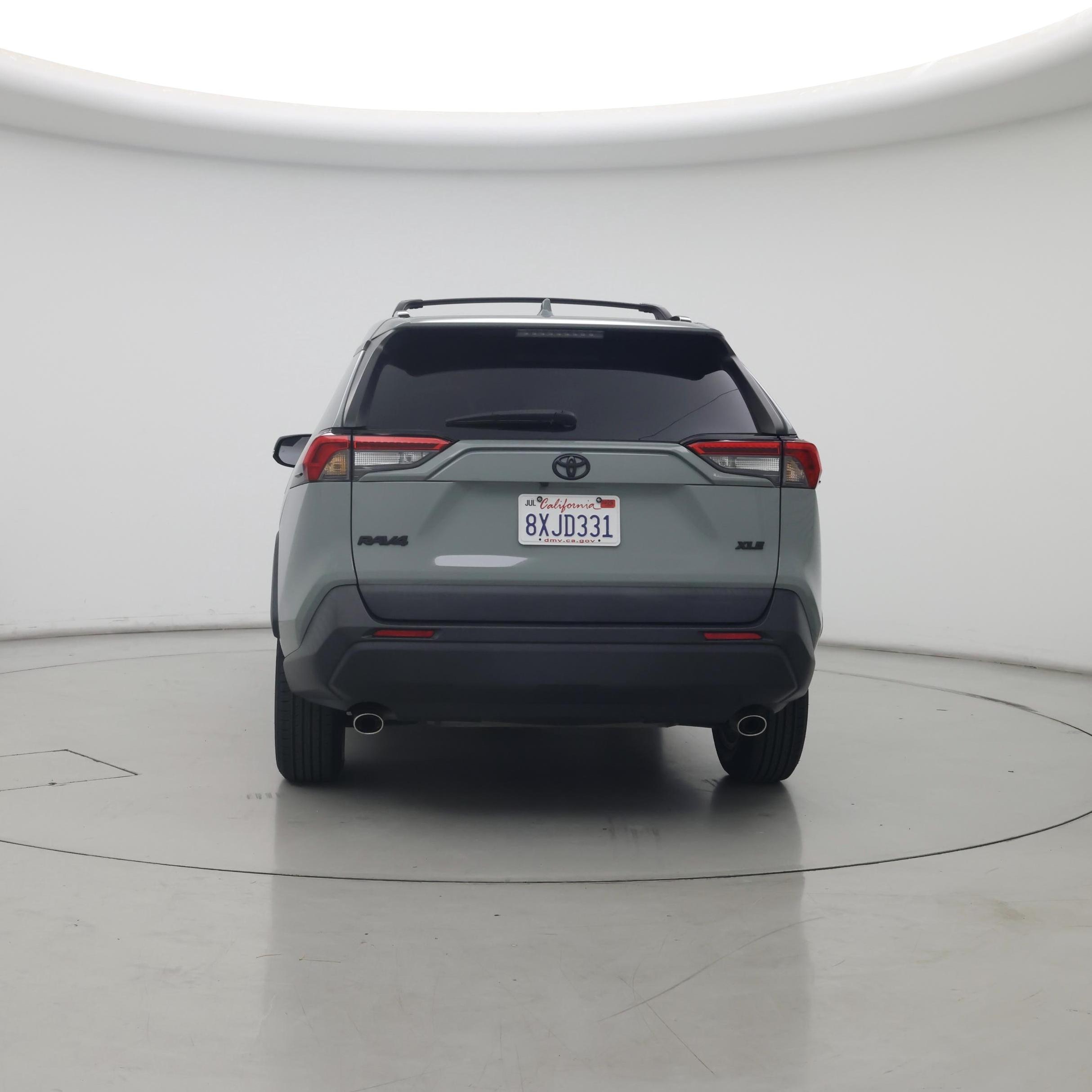 Thumbnail: 2021 Toyota RAV4 - 6