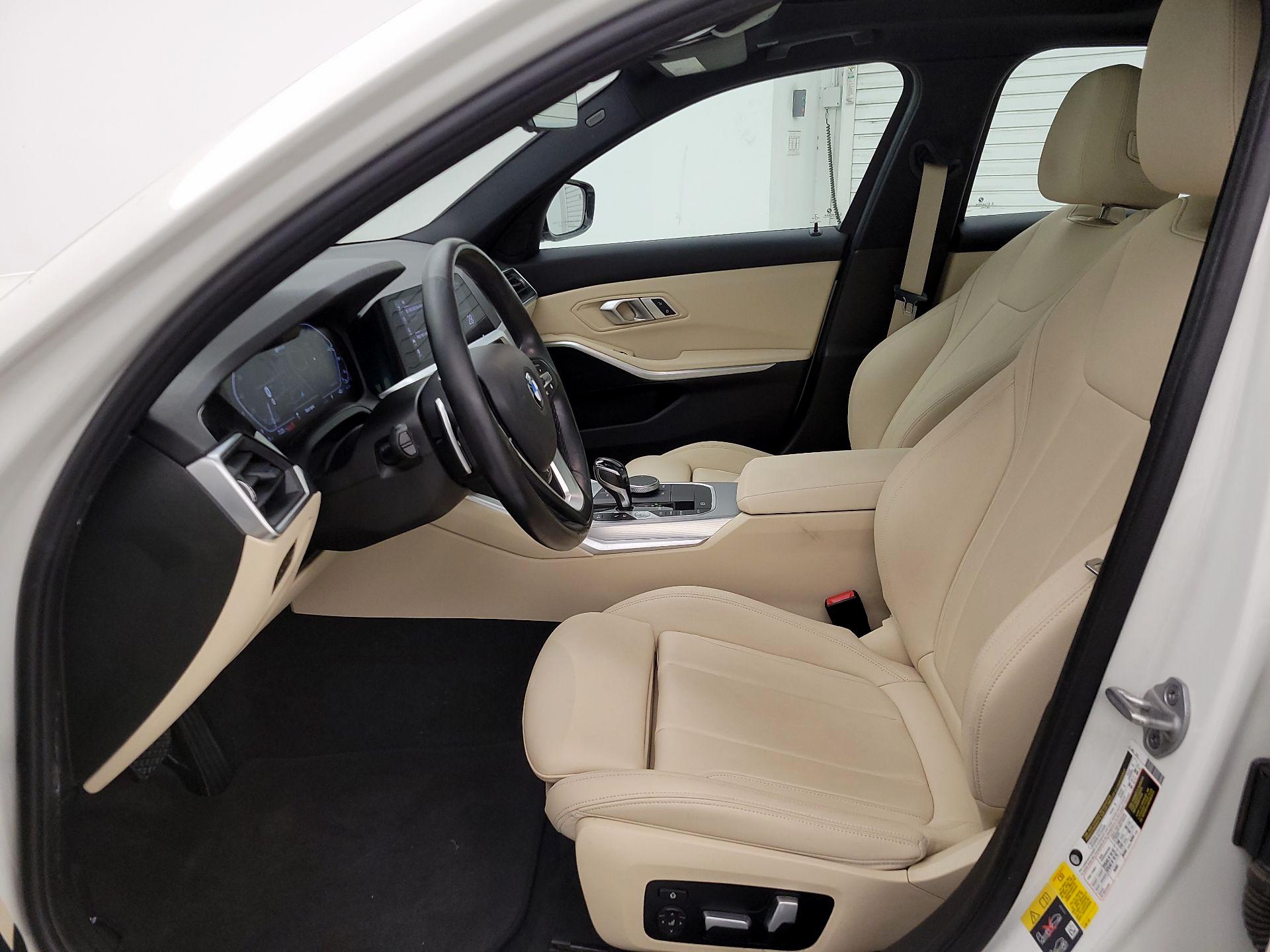 Thumbnail: 2021 BMW 3 Series - 11