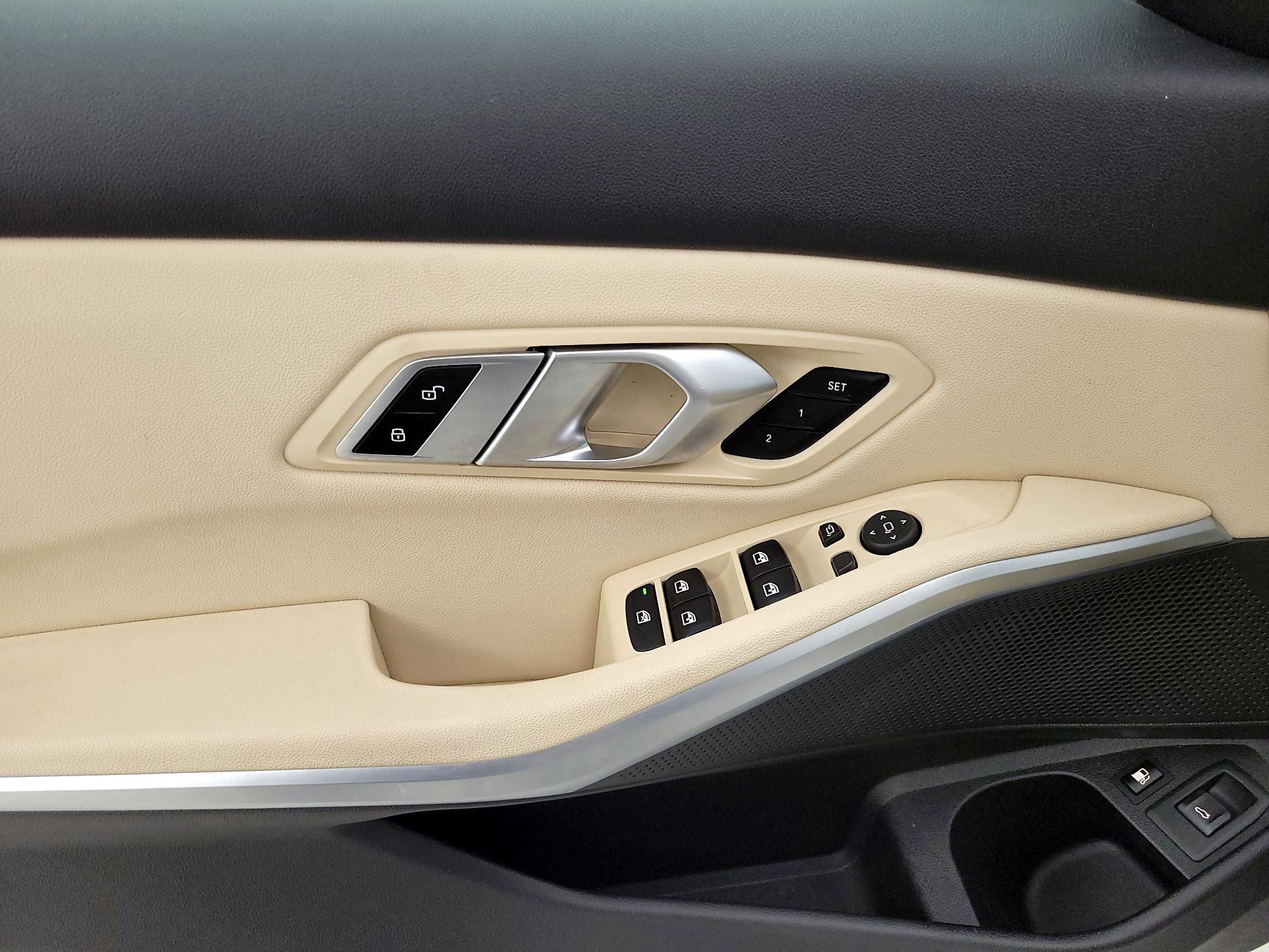 Thumbnail: 2021 BMW 3 Series - 12