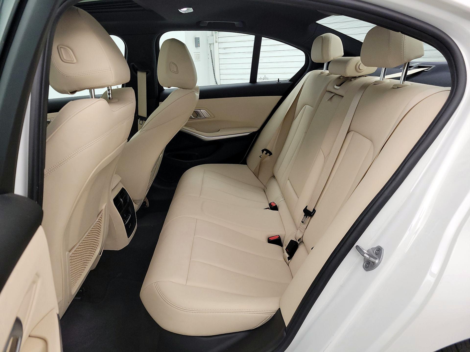 Thumbnail: 2021 BMW 3 Series - 20