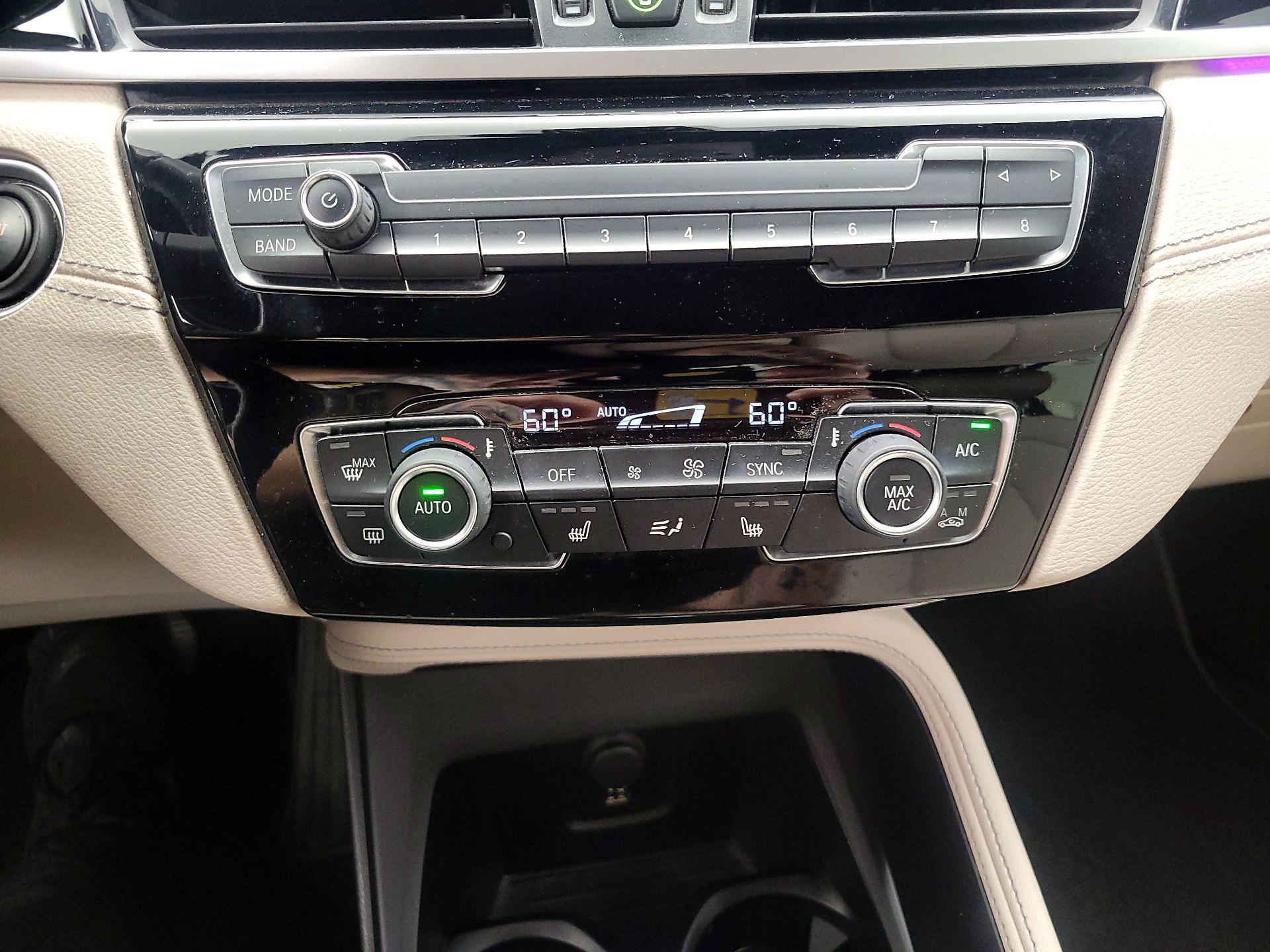 Thumbnail: 2020 BMW X1 - 17