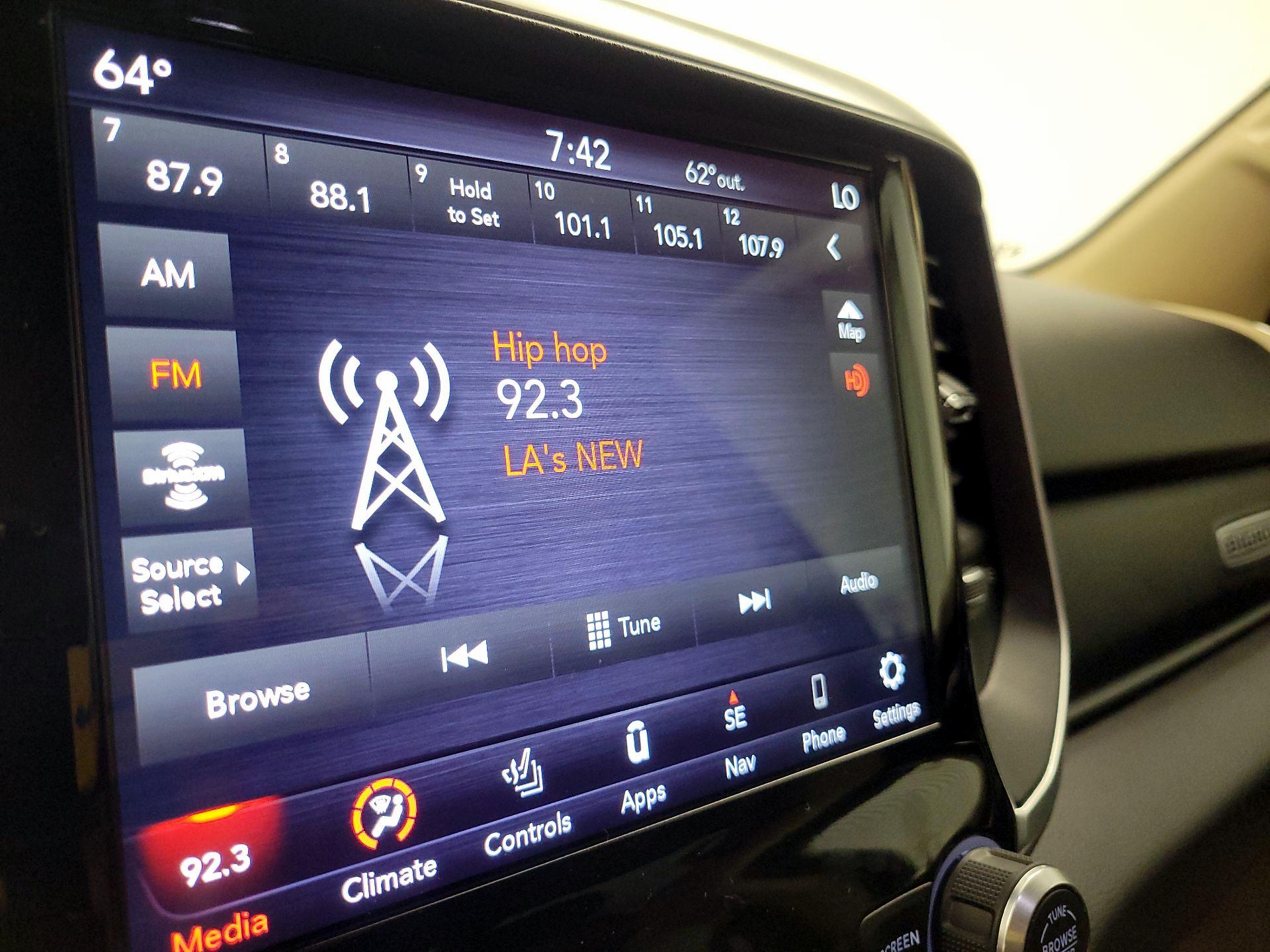 Thumbnail: 2019 RAM 1500 - 15