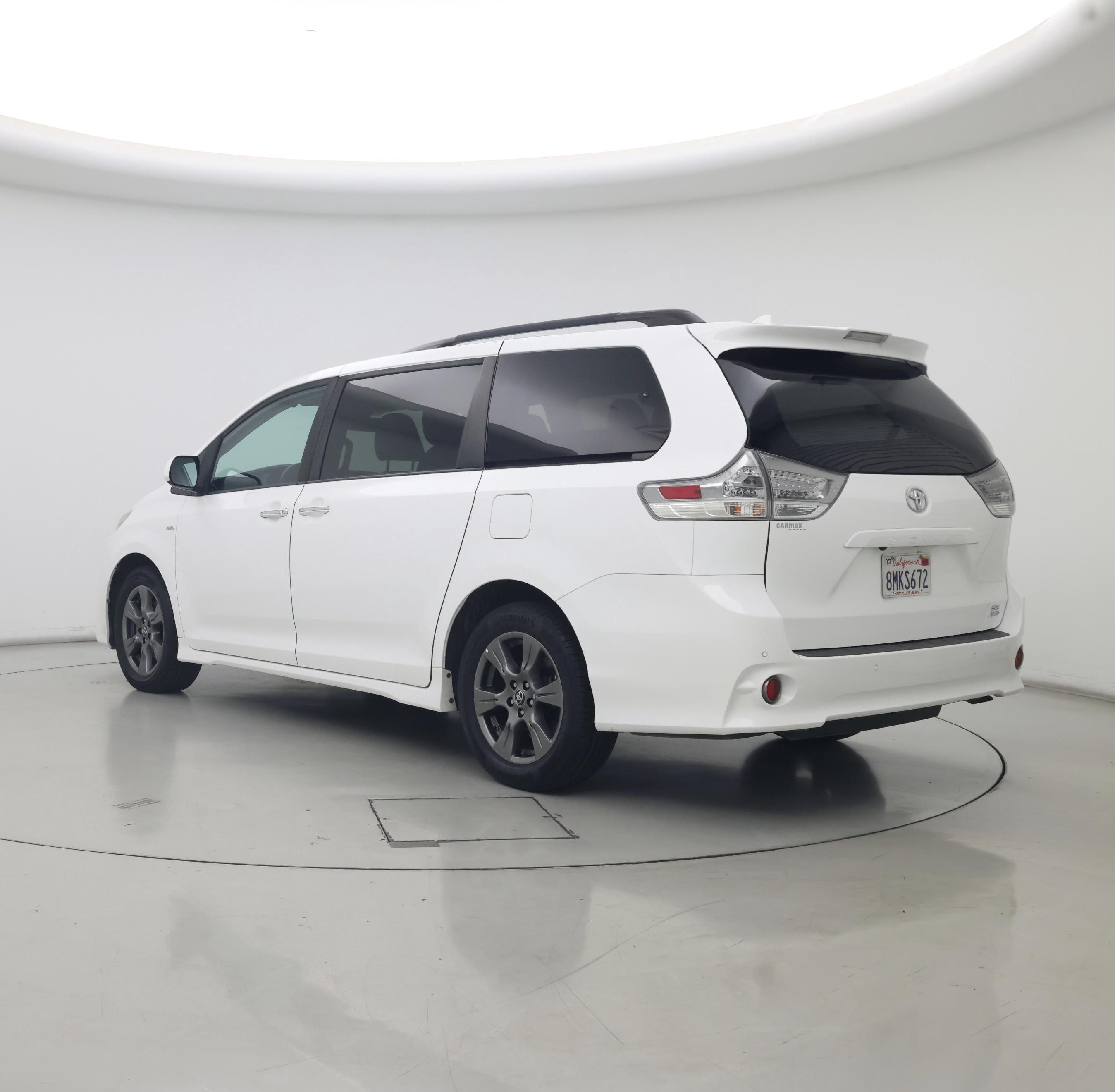 Thumbnail: 2020 Toyota Sienna - 2