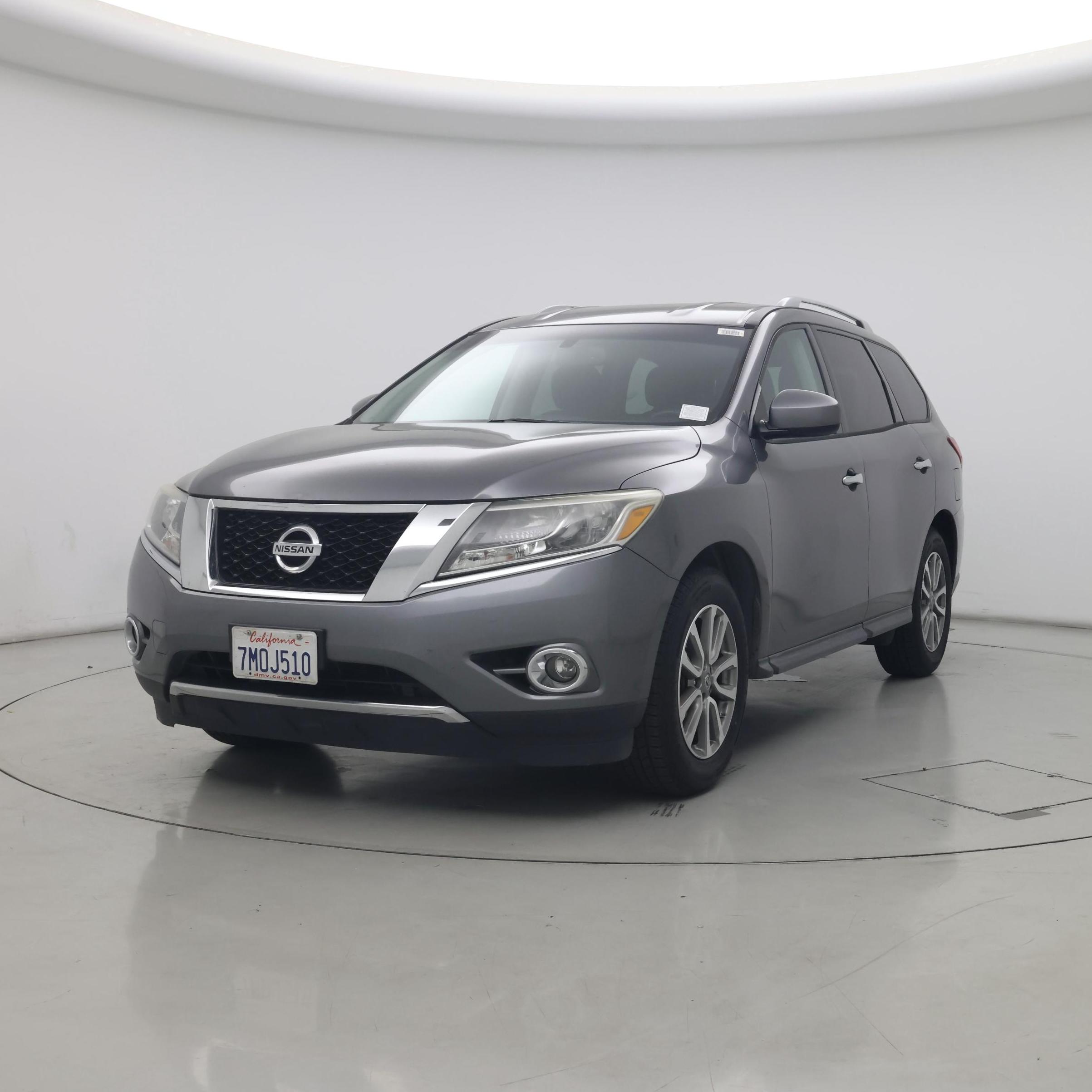 Thumbnail: 2015 Nissan Pathfinder - 4