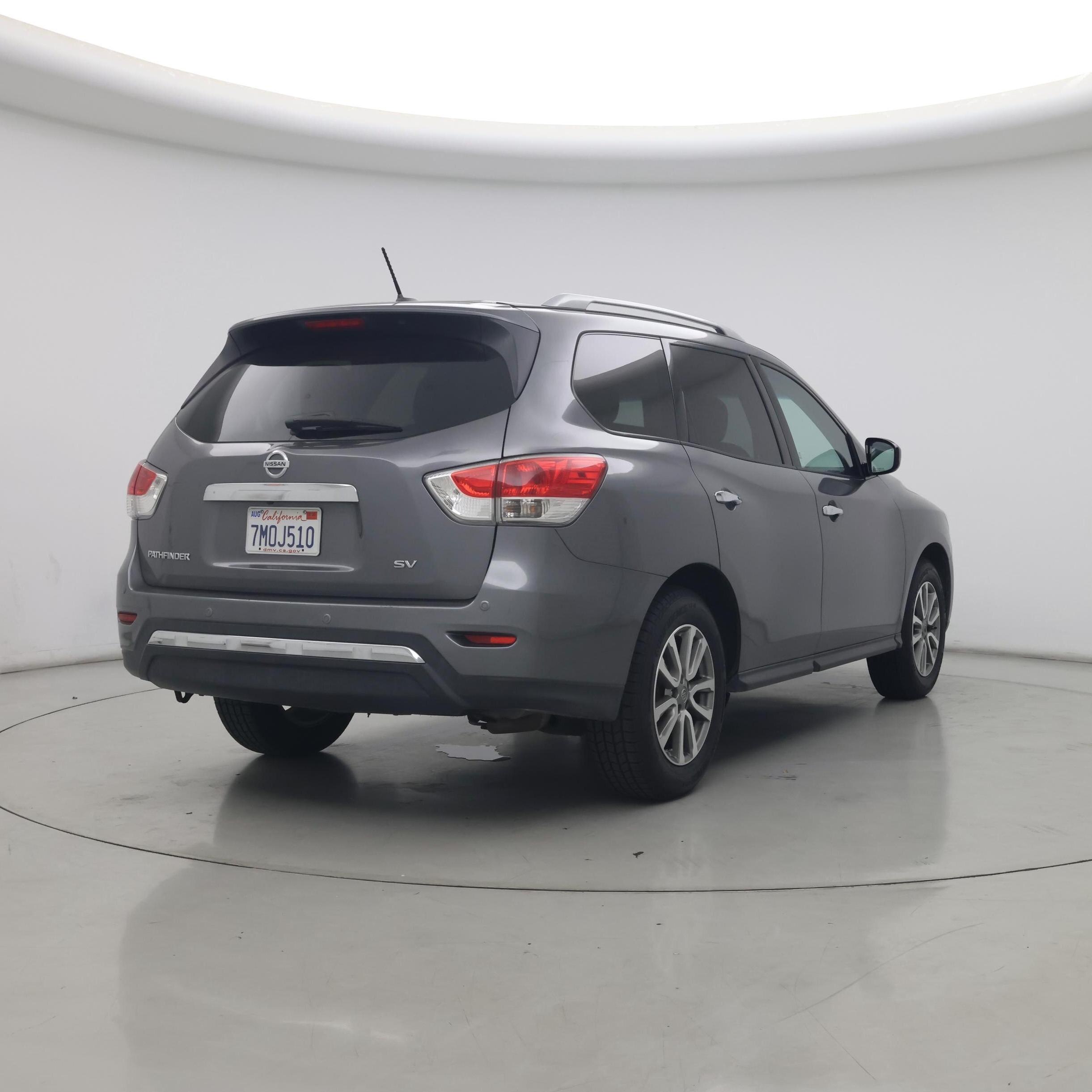 Thumbnail: 2015 Nissan Pathfinder - 8