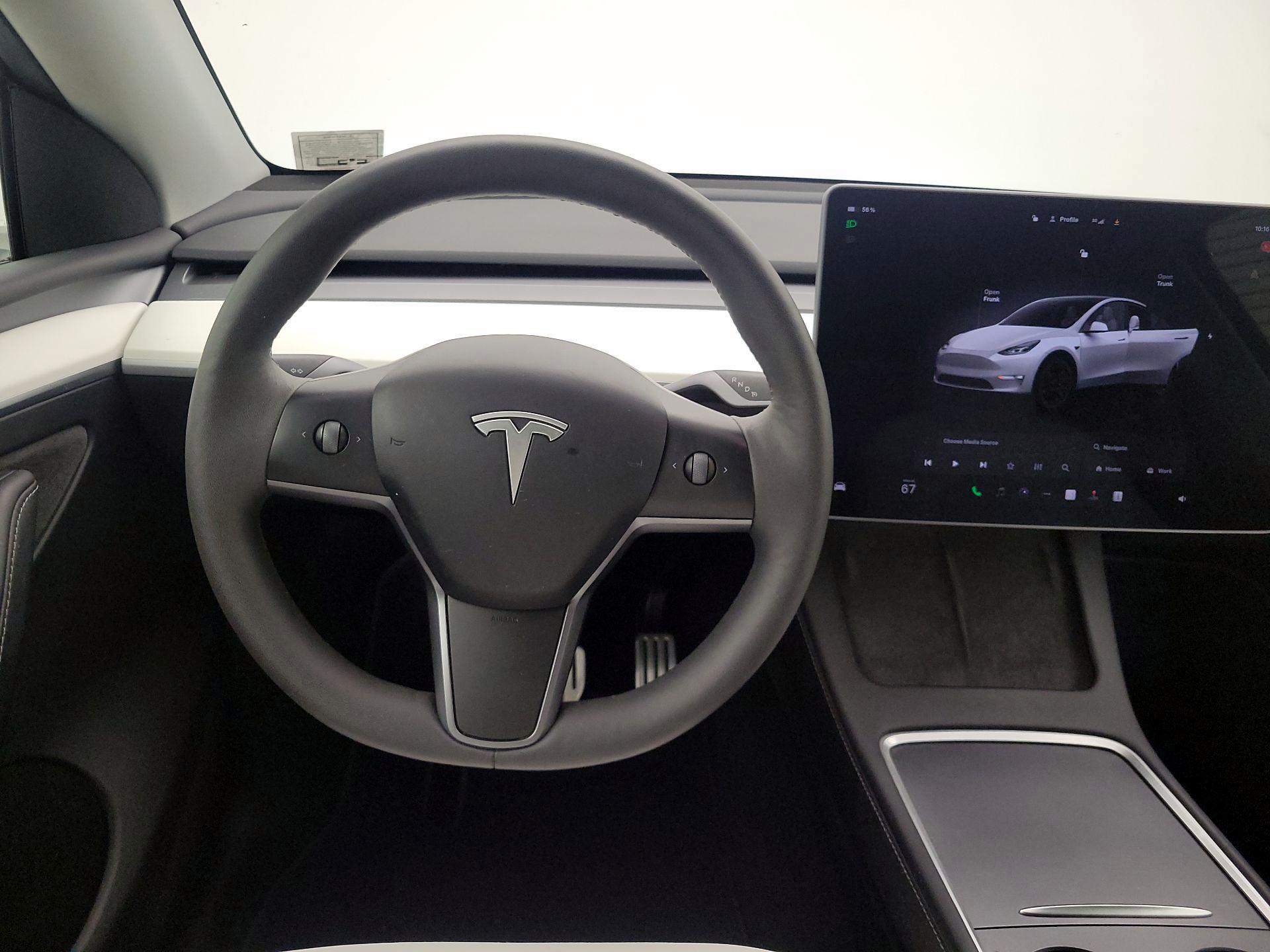 Thumbnail: 2023 Tesla Model Y - 10