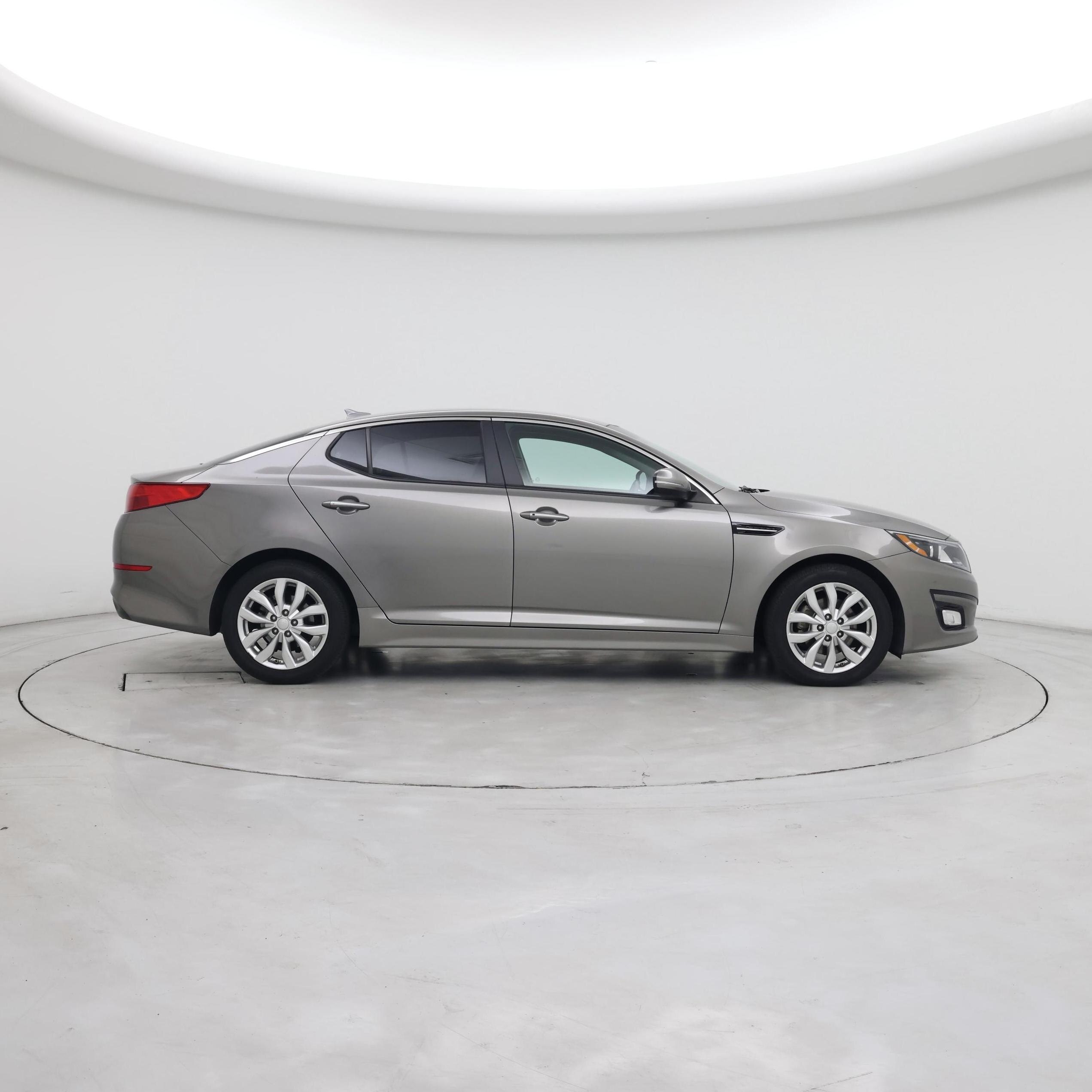 Thumbnail: 2015 Kia Optima - 7