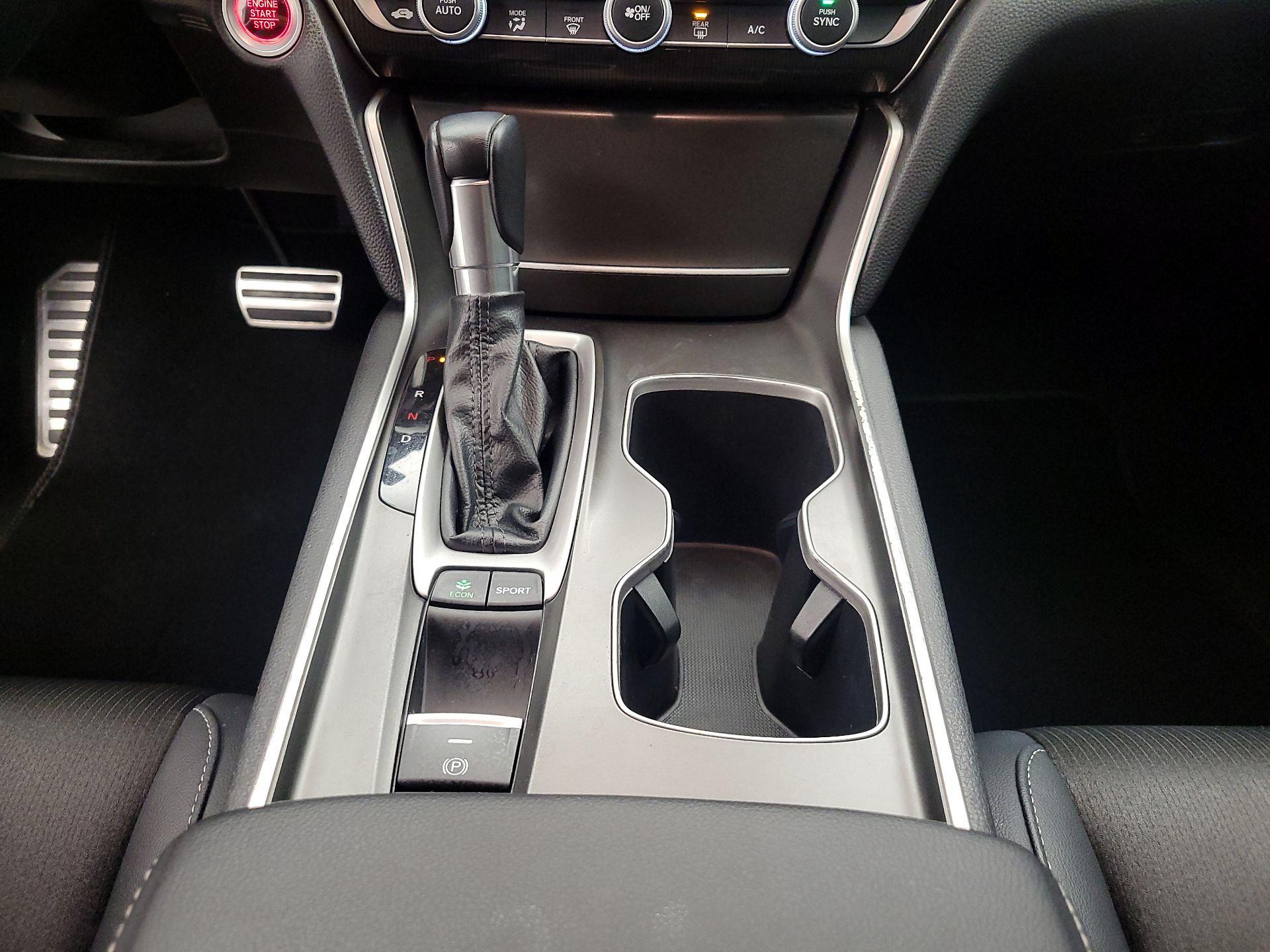 Thumbnail: 2019 Honda Accord - 17