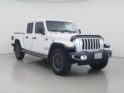 White 2020 Jeep Gladiator Overland