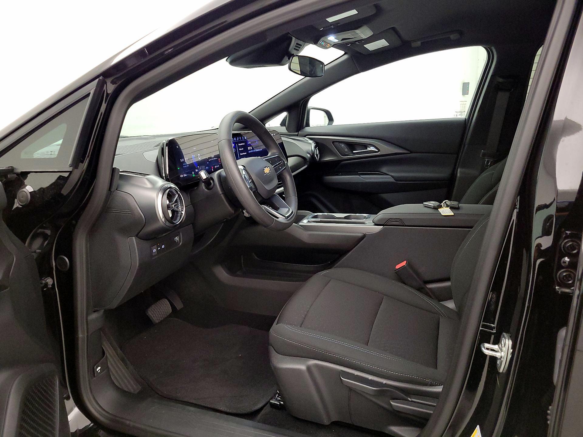 Thumbnail: 2025 Chevrolet Equinox - 11