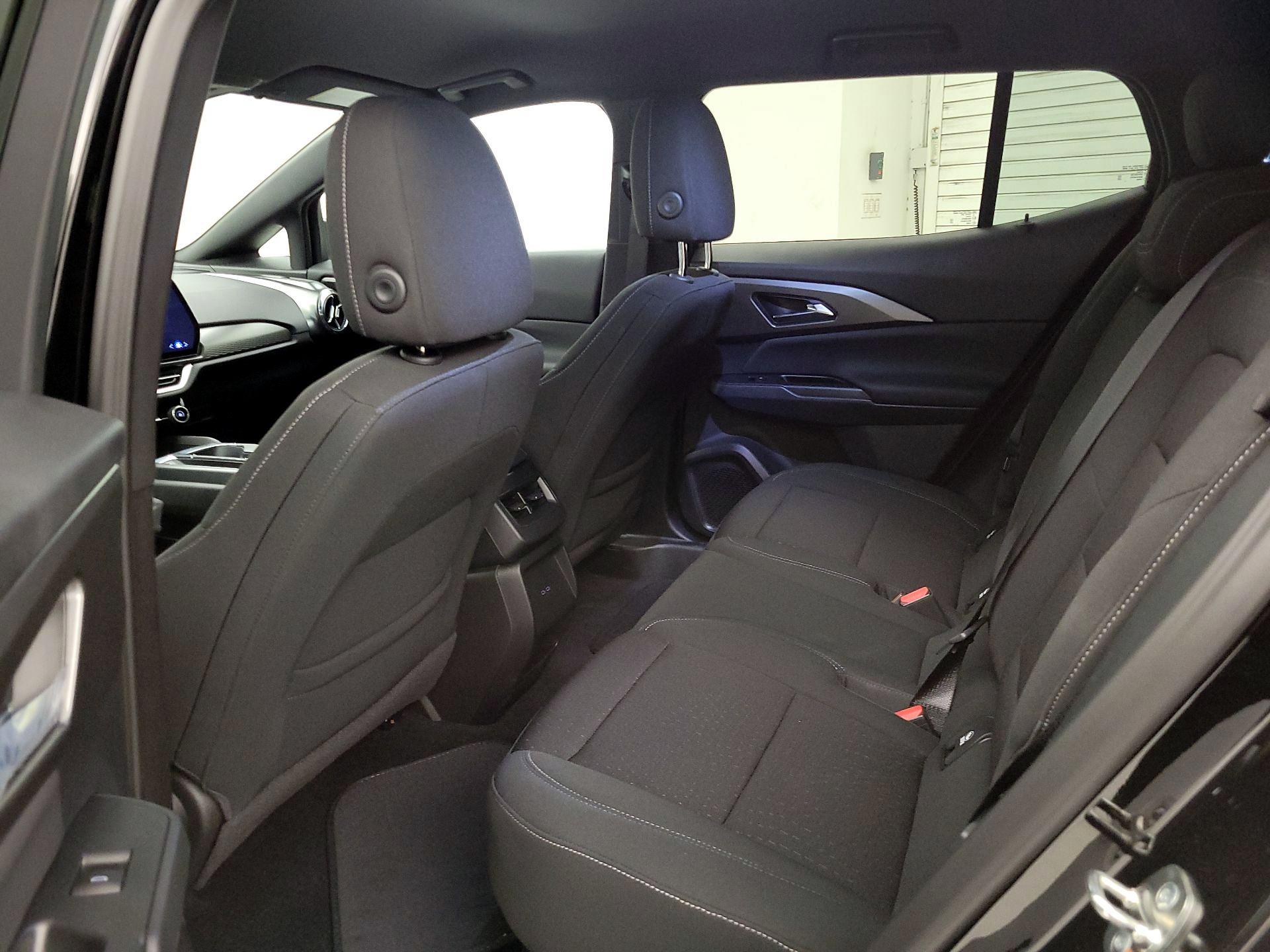 Thumbnail: 2025 Chevrolet Equinox - 19