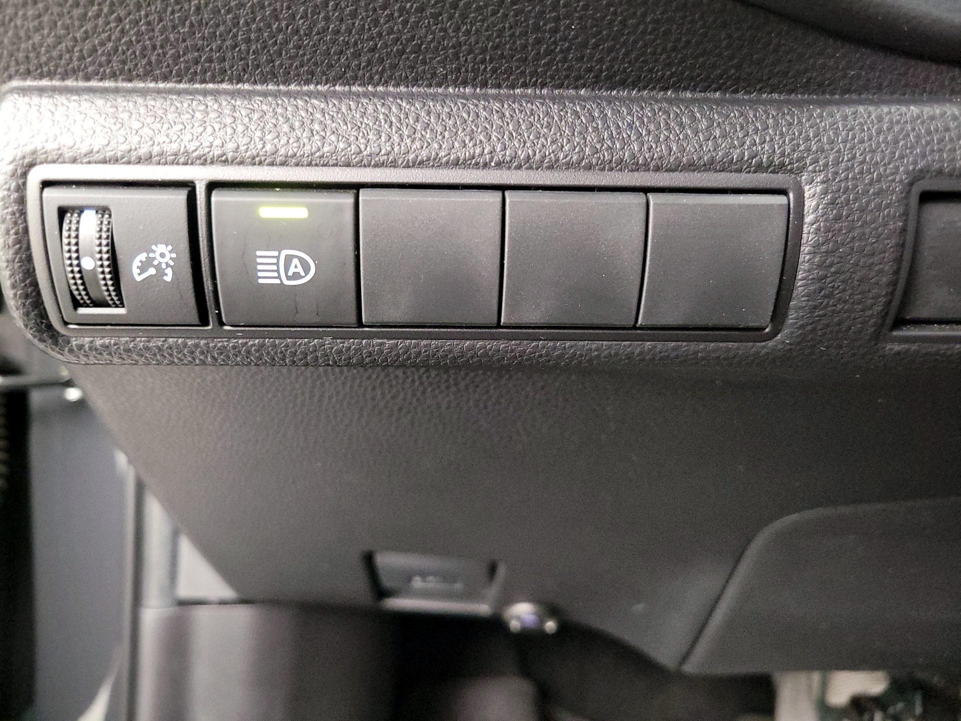 Thumbnail: 2024 Toyota Corolla - 13