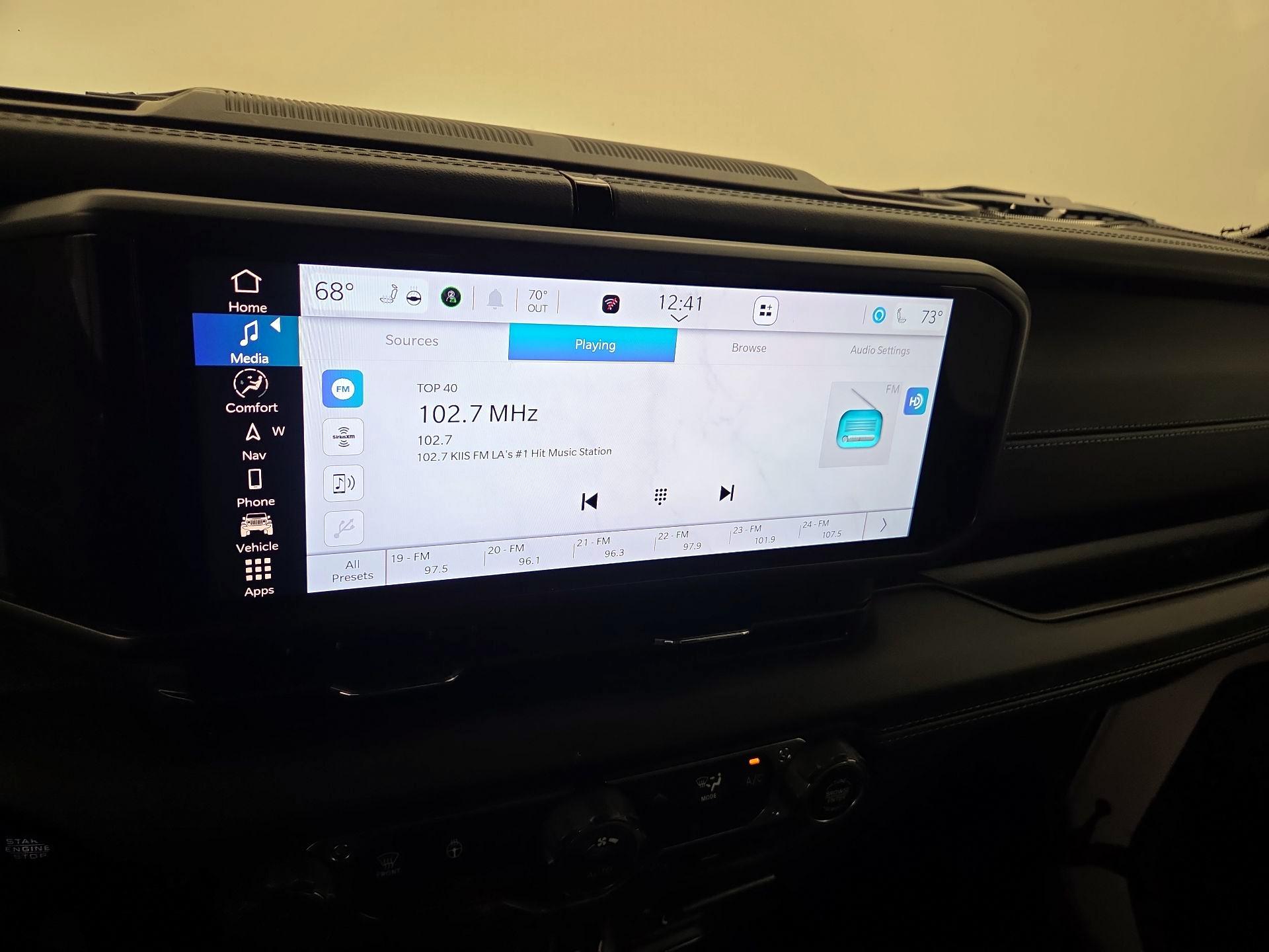 Thumbnail: 2024 Jeep Wrangler - 16