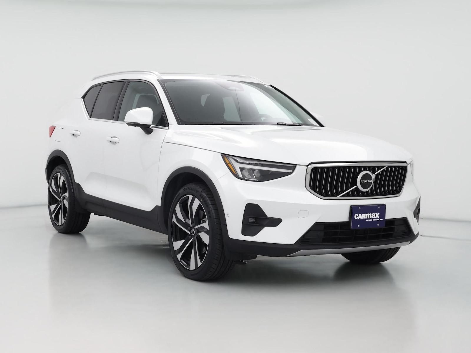 2023 Volvo XC40 Ultimate