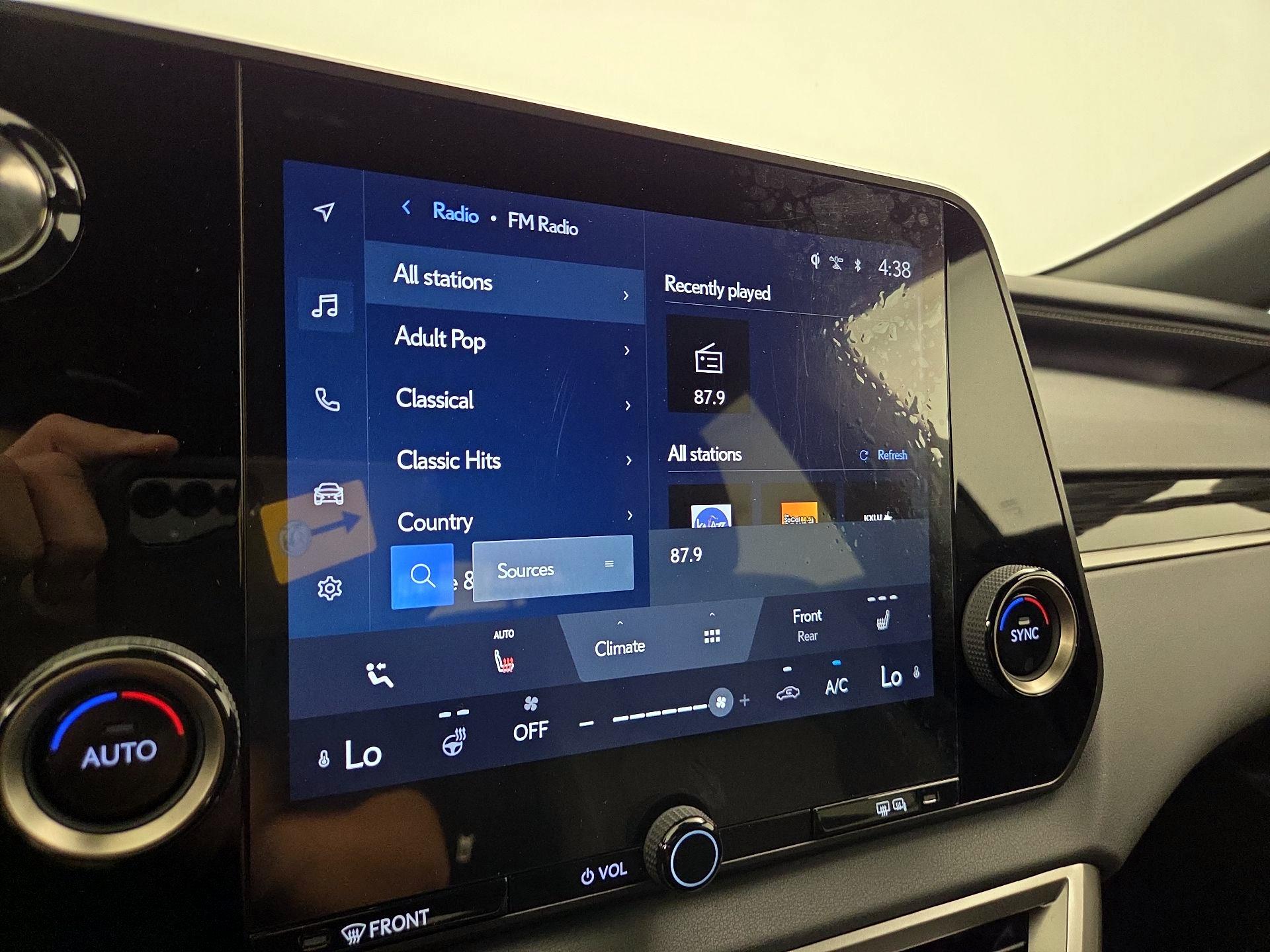 Thumbnail: 2024 Lexus RX - 15