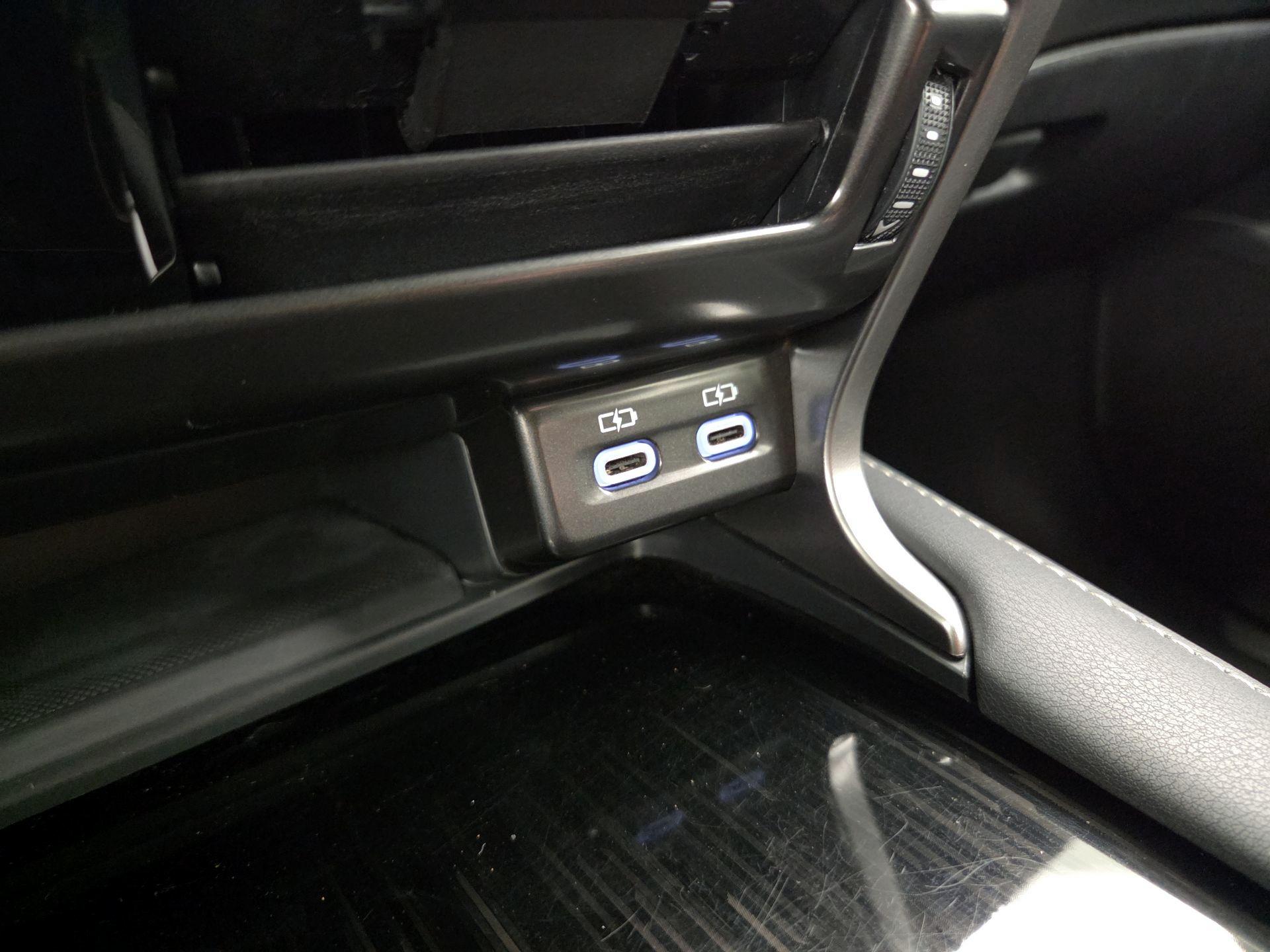 Thumbnail: 2024 Lexus RX - 18