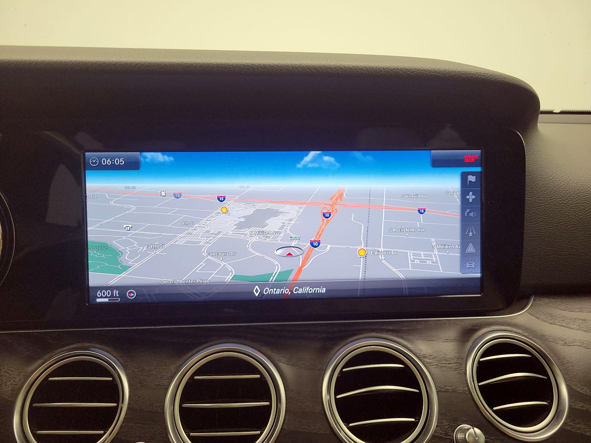 Thumbnail: 2017 Mercedes-Benz E-Class - 14