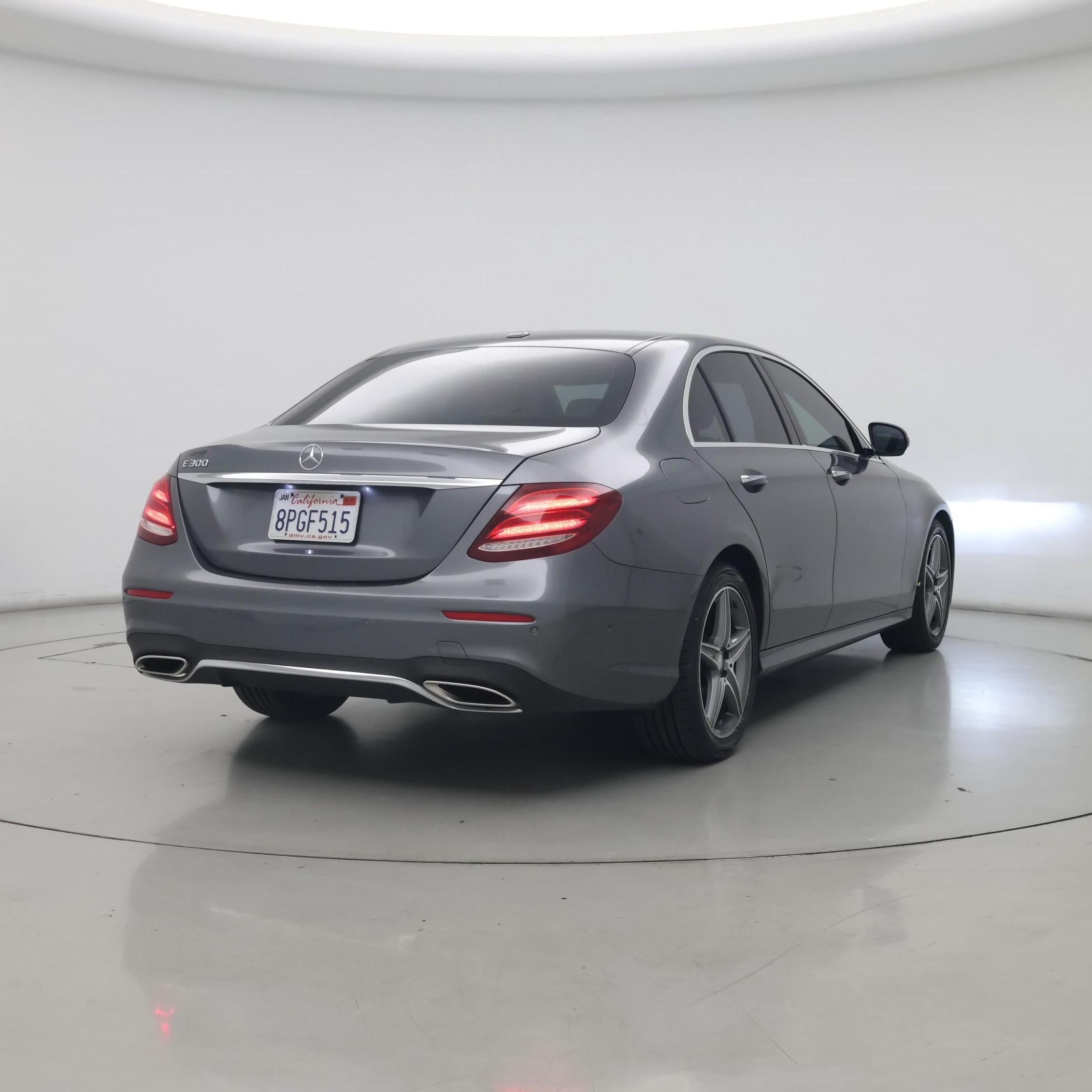 Thumbnail: 2017 Mercedes-Benz E-Class - 8