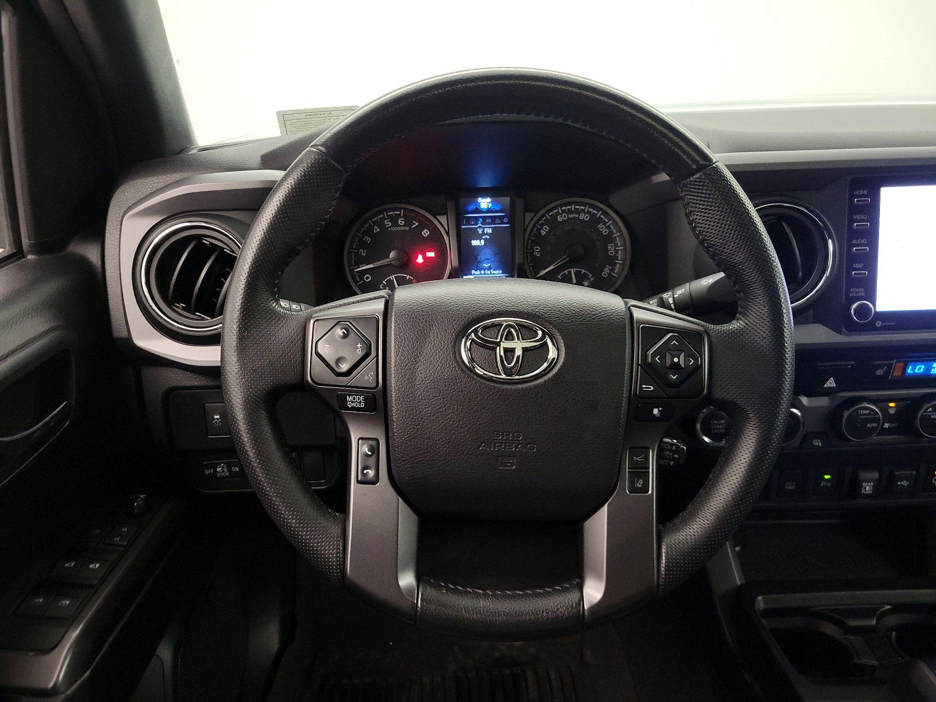 Thumbnail: 2021 Toyota Tacoma - 10