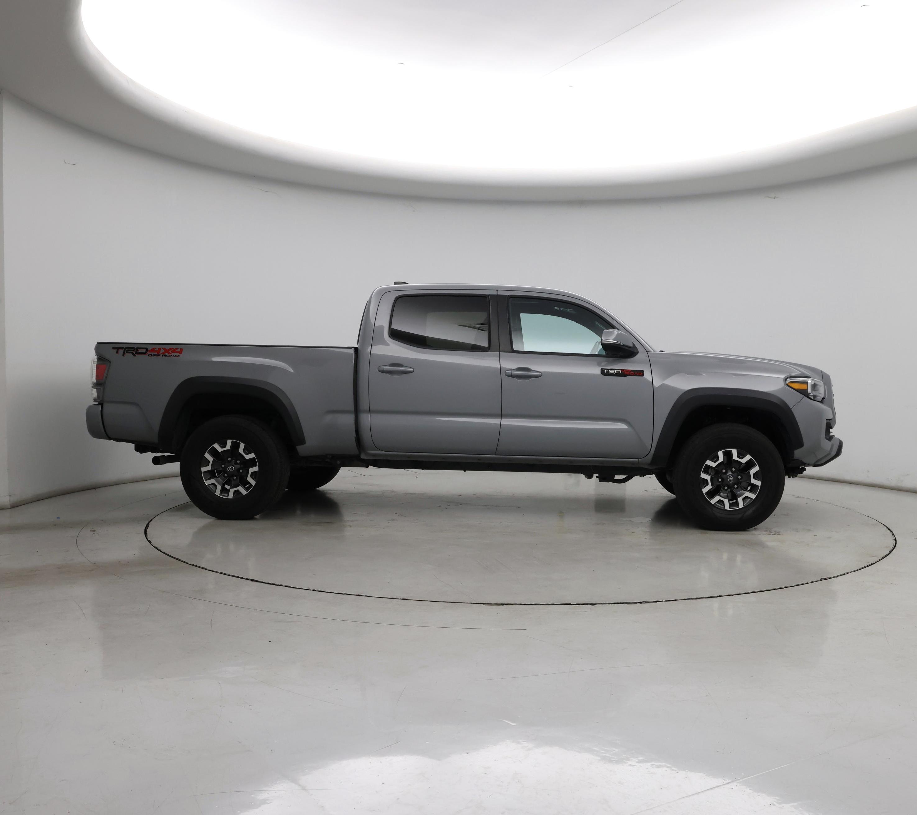 Thumbnail: 2021 Toyota Tacoma - 7