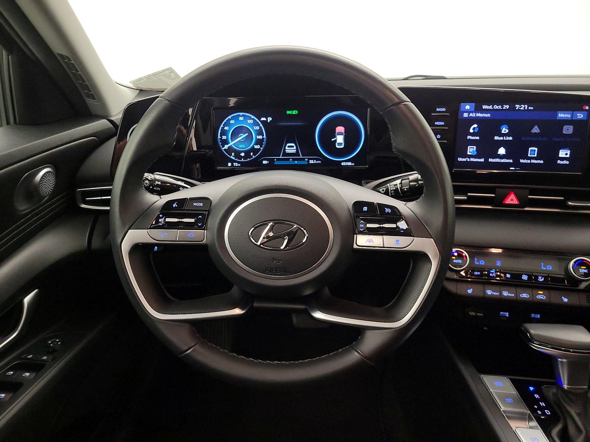 Thumbnail: 2022 Hyundai Elantra - 10