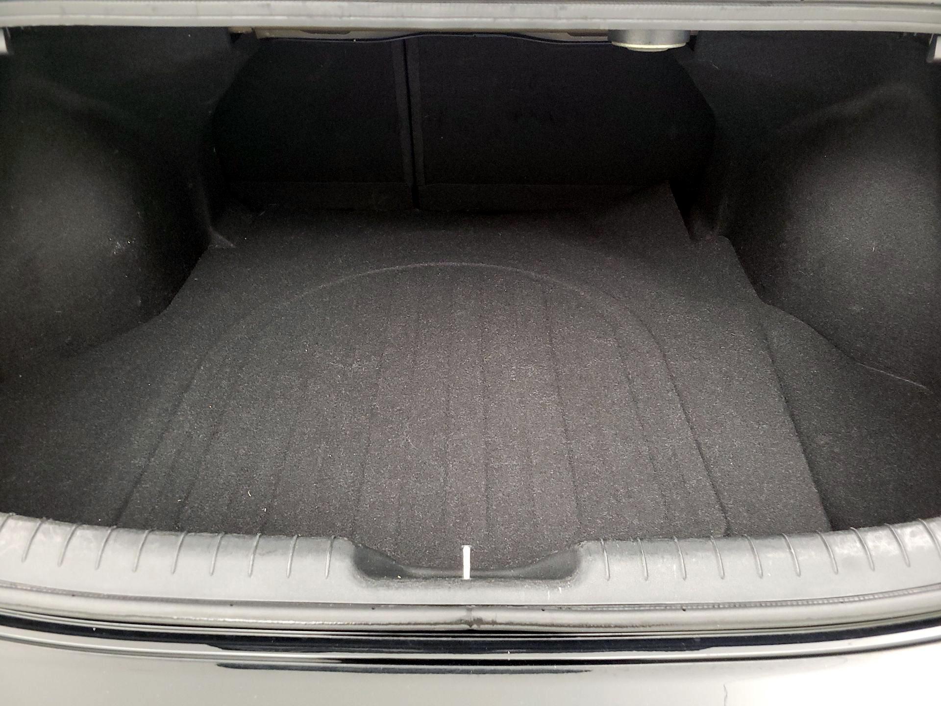 Thumbnail: 2022 Hyundai Elantra - 20