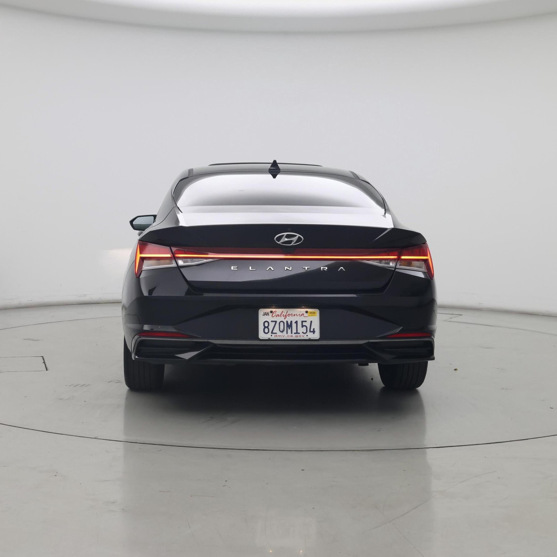 Thumbnail: 2022 Hyundai Elantra - 6