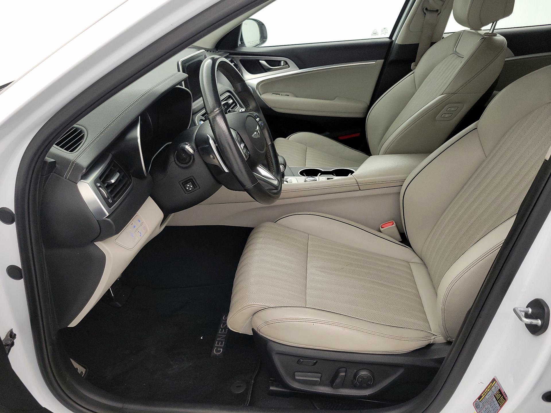 Thumbnail: 2019 Genesis G70 - 11