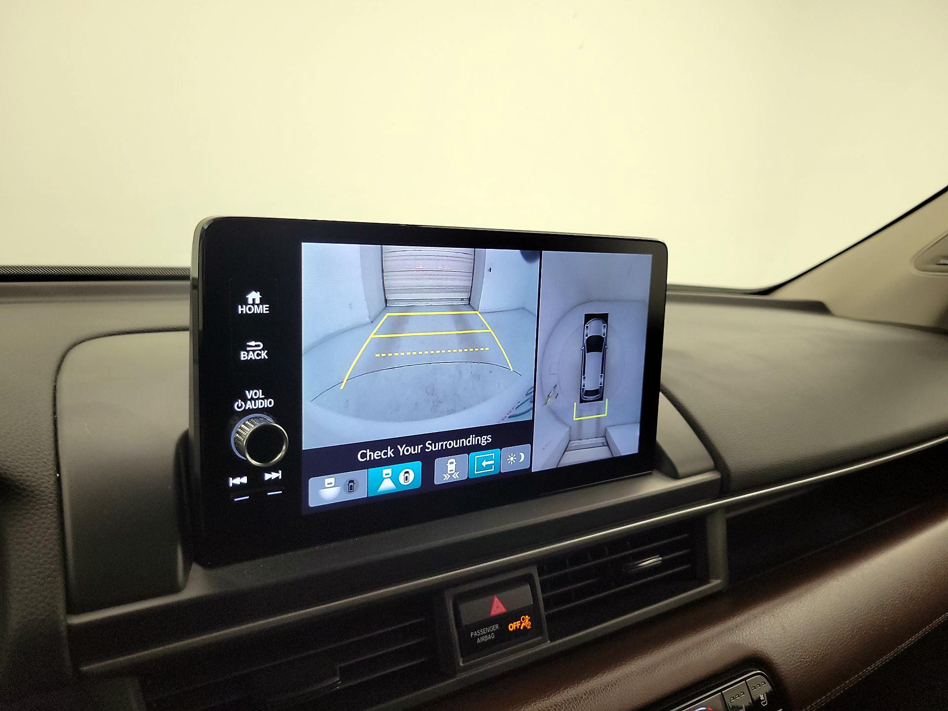 Thumbnail: 2023 Honda Pilot - 15